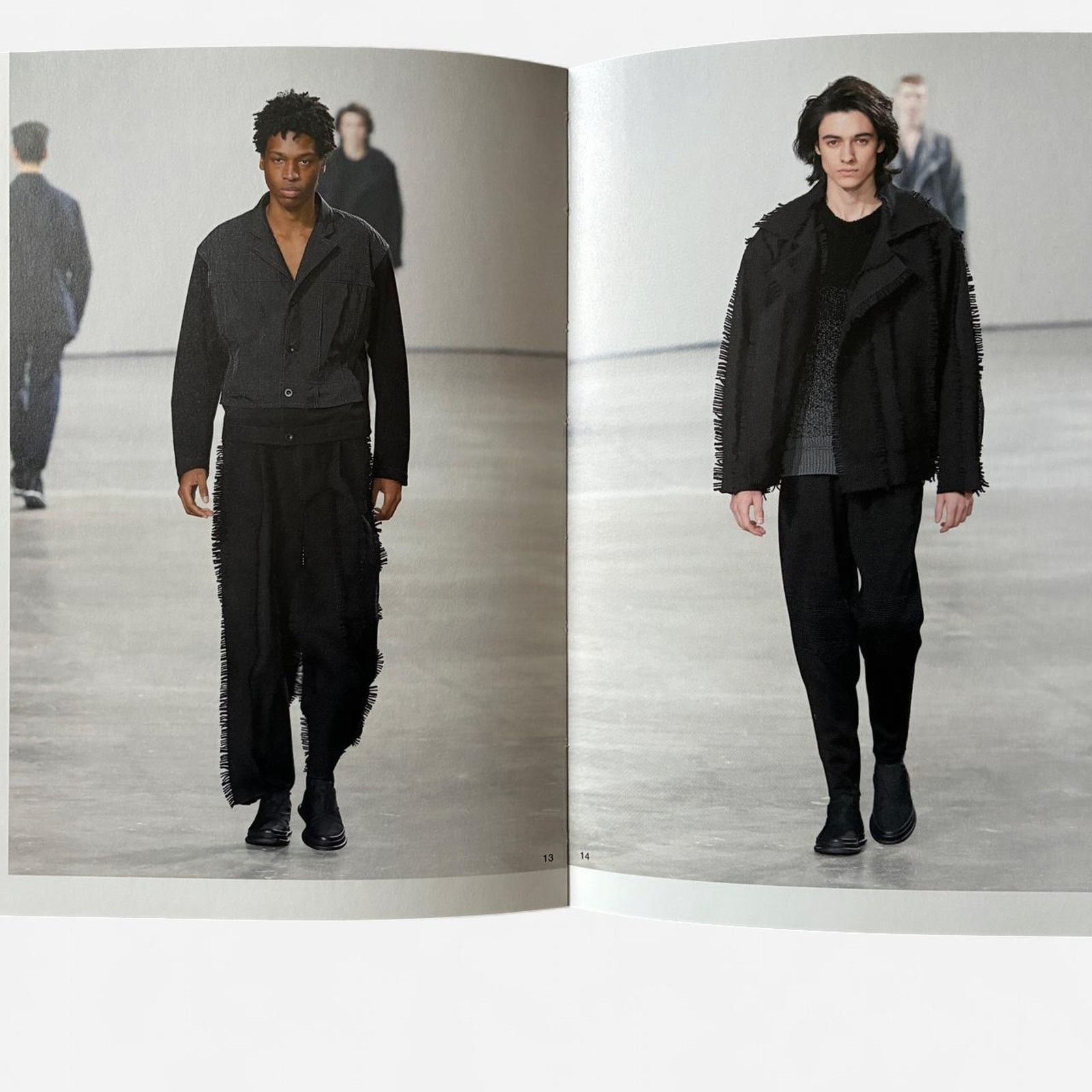 Issey Miyake × Pleats Please Issey Miyake Issey Miyake Men Autumn /winter 2019 catalog lookbook Size ONE SIZE - 4 Thumbnail