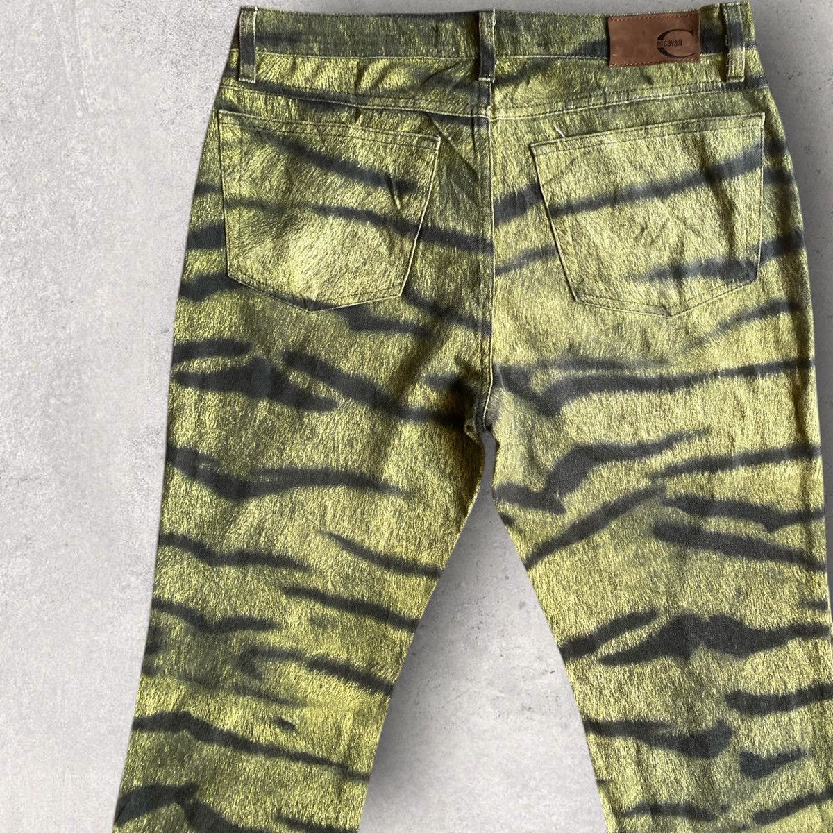 Roberto Cavalli 00’S Cavalli Zebra Safari Bootcut Pants Size US 30 / EU 46 - 5 Thumbnail