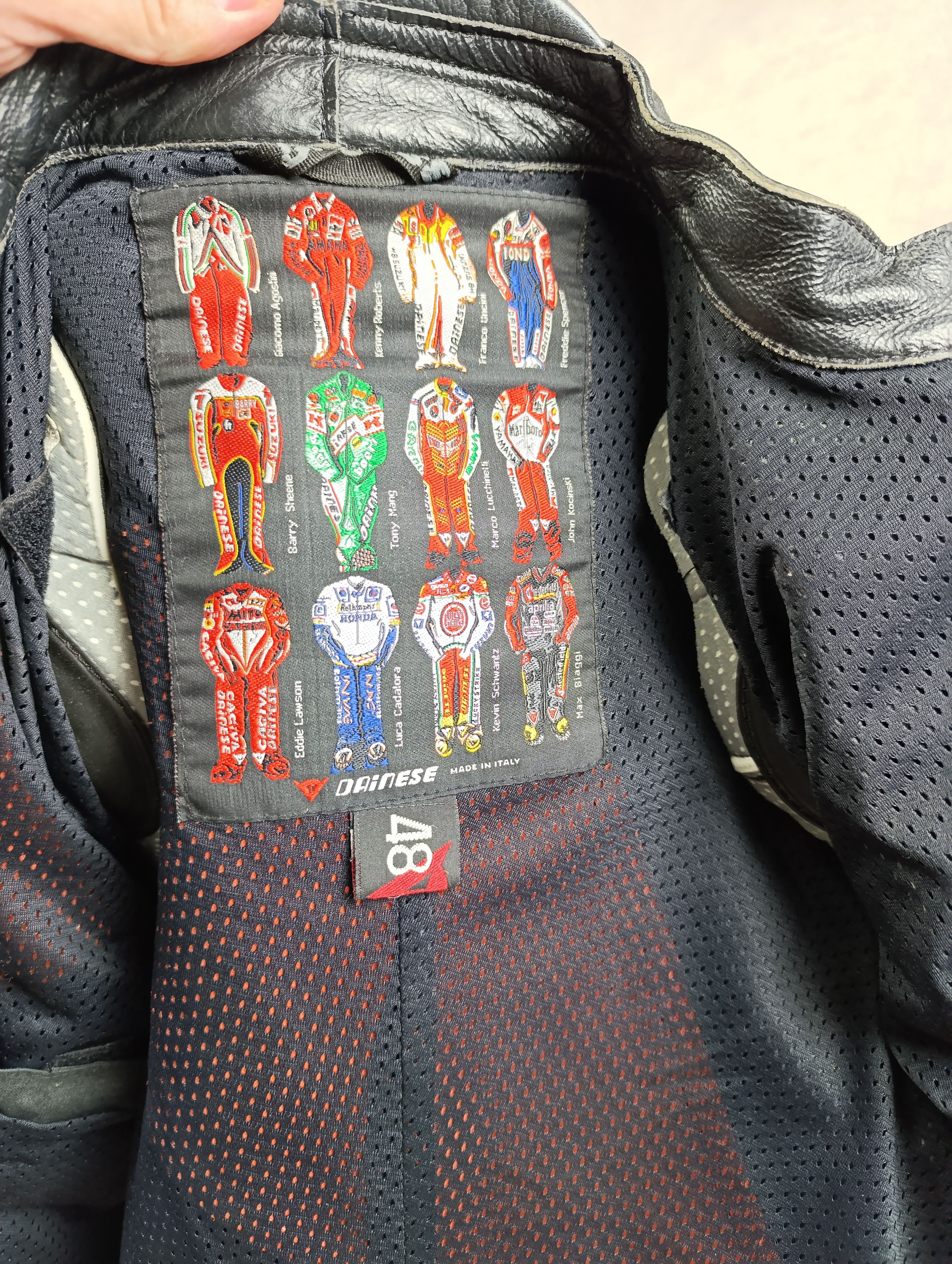Dainese DAINESE WOMENS VINTAGE MOTORCYCLE #2 LEATHER JACKET Size M / US 6-8 / IT 42-44 - 23 Thumbnail
