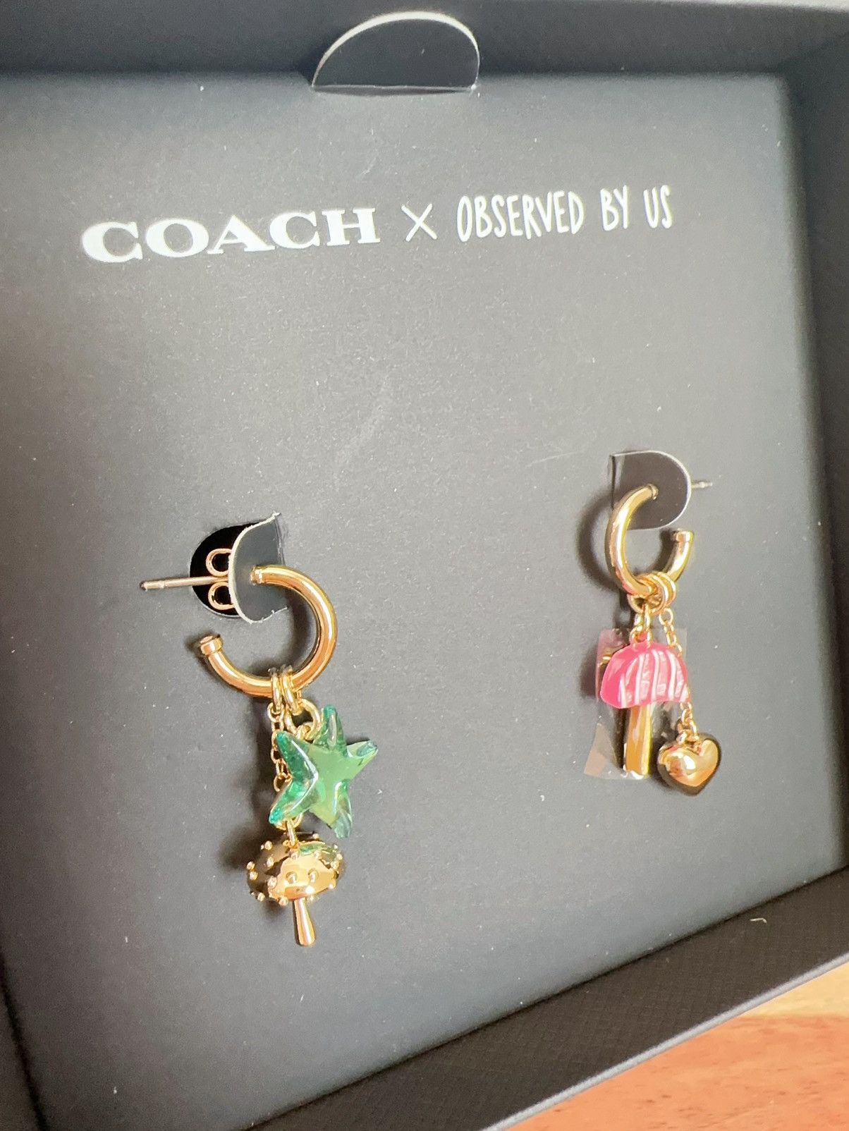 Coach NWT Coach Mismatch Star And Mushroom Huggie Earrings Size ONE SIZE - 4 Thumbnail