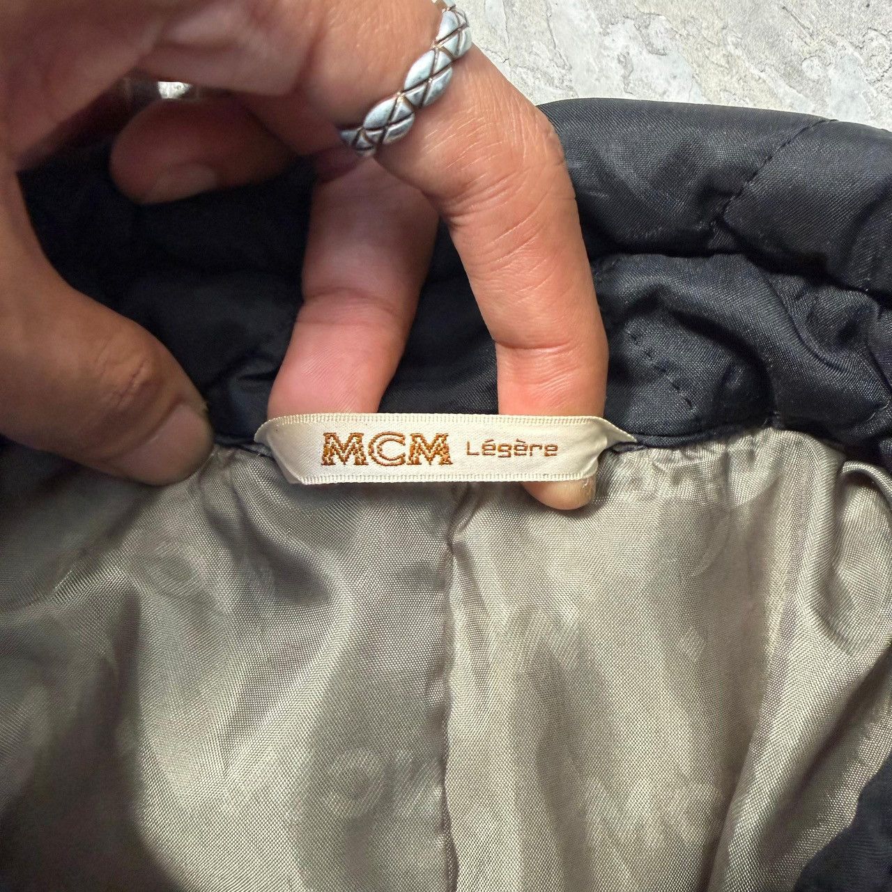 MCM Vintage MCM Légère Diamond Quilted Double Breasted Jacket Size L / US 10 / IT 46 - 7 Thumbnail