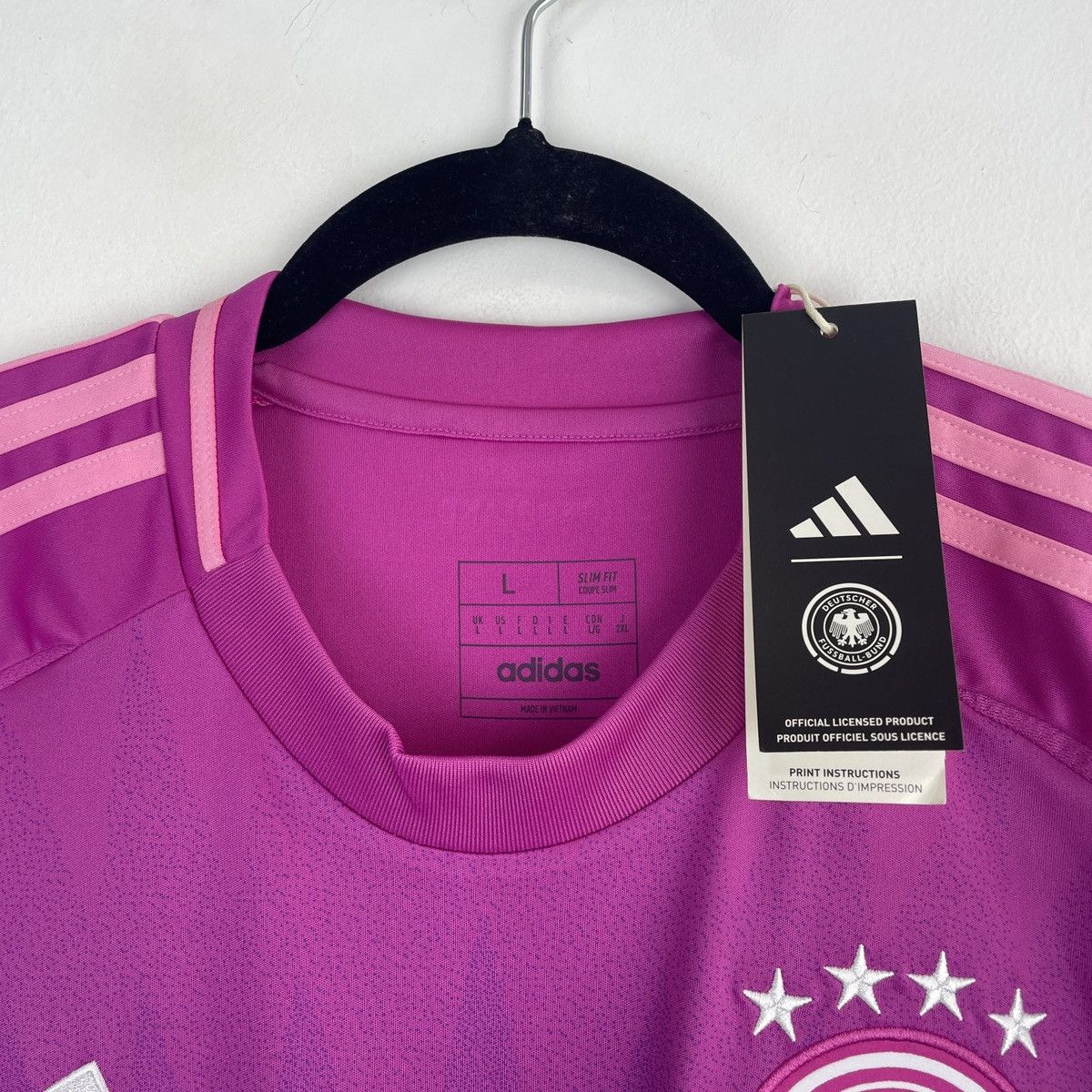 Adidas Germany Toni Kroos Adidas Genuine Jersey 2024/2025 size L Size US L / EU 52-54 / 3 - 5 Thumbnail