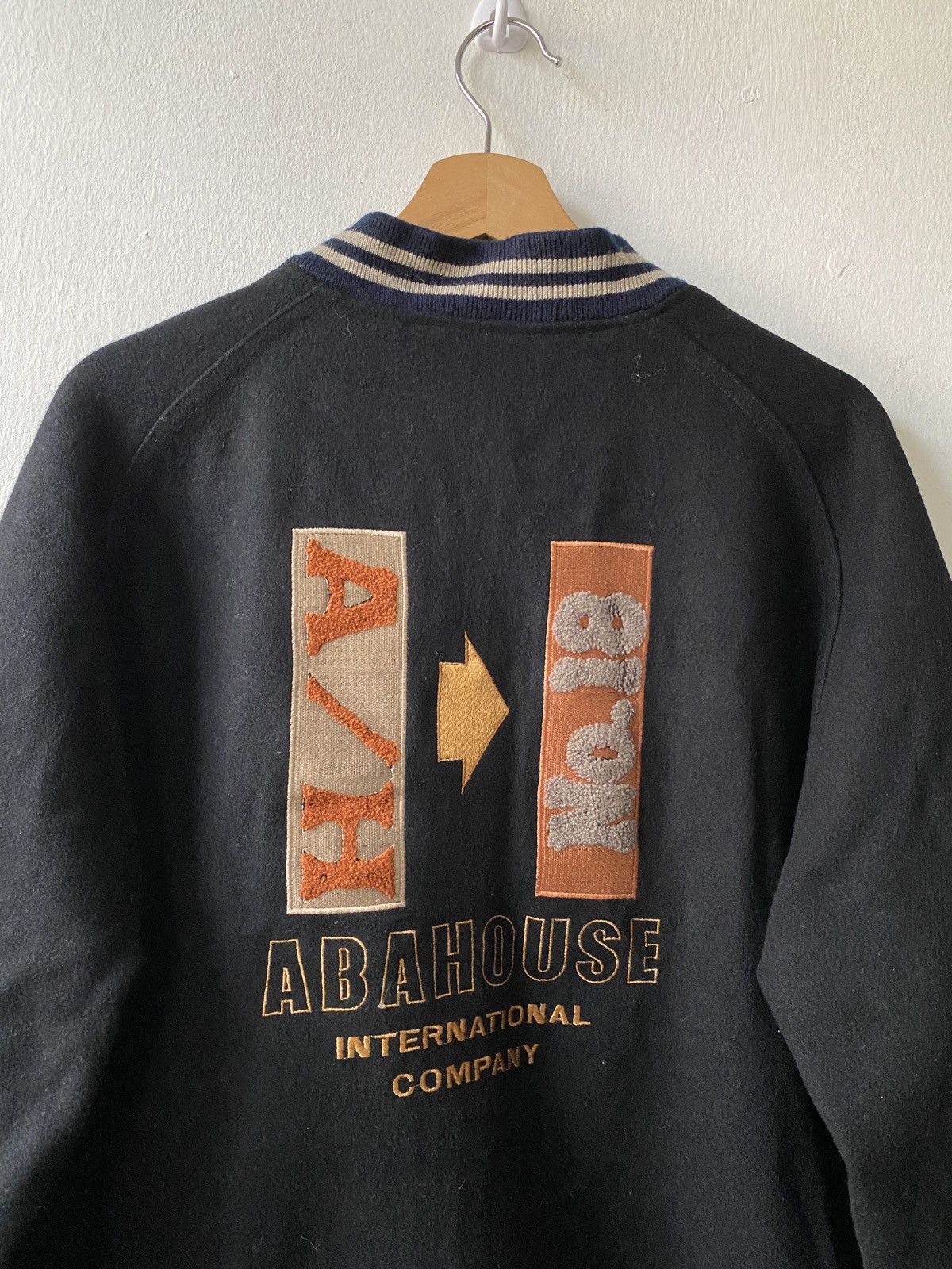 Japanese Brand Vintage Abahouse Wool Reversible Varsity Jacket Size US L / EU 52-54 / 3 - 9 Thumbnail
