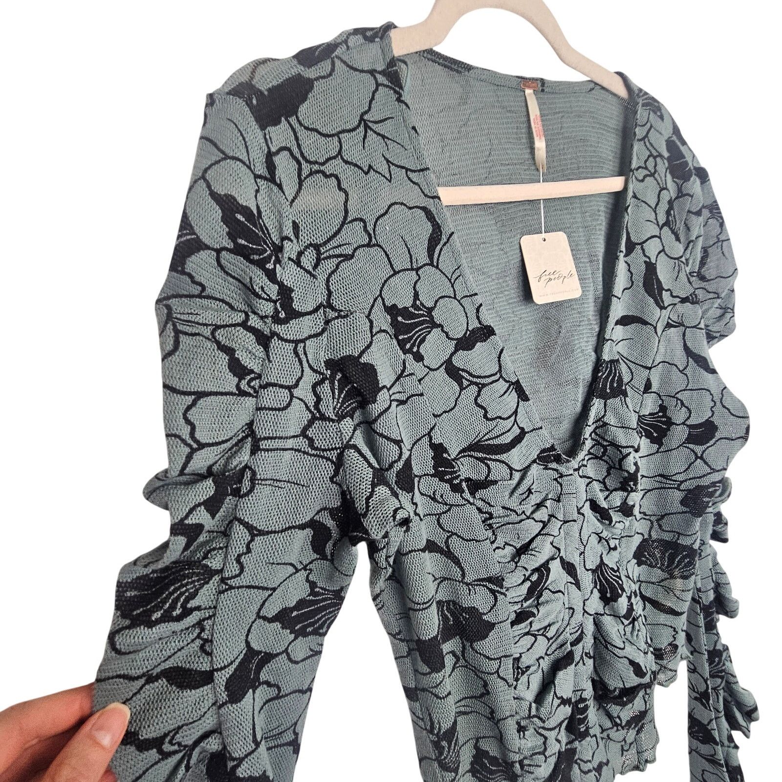Free People Free People Floral Through The Meadow Top L Boho Hippie Size L / US 10 / IT 46 - 6 Thumbnail