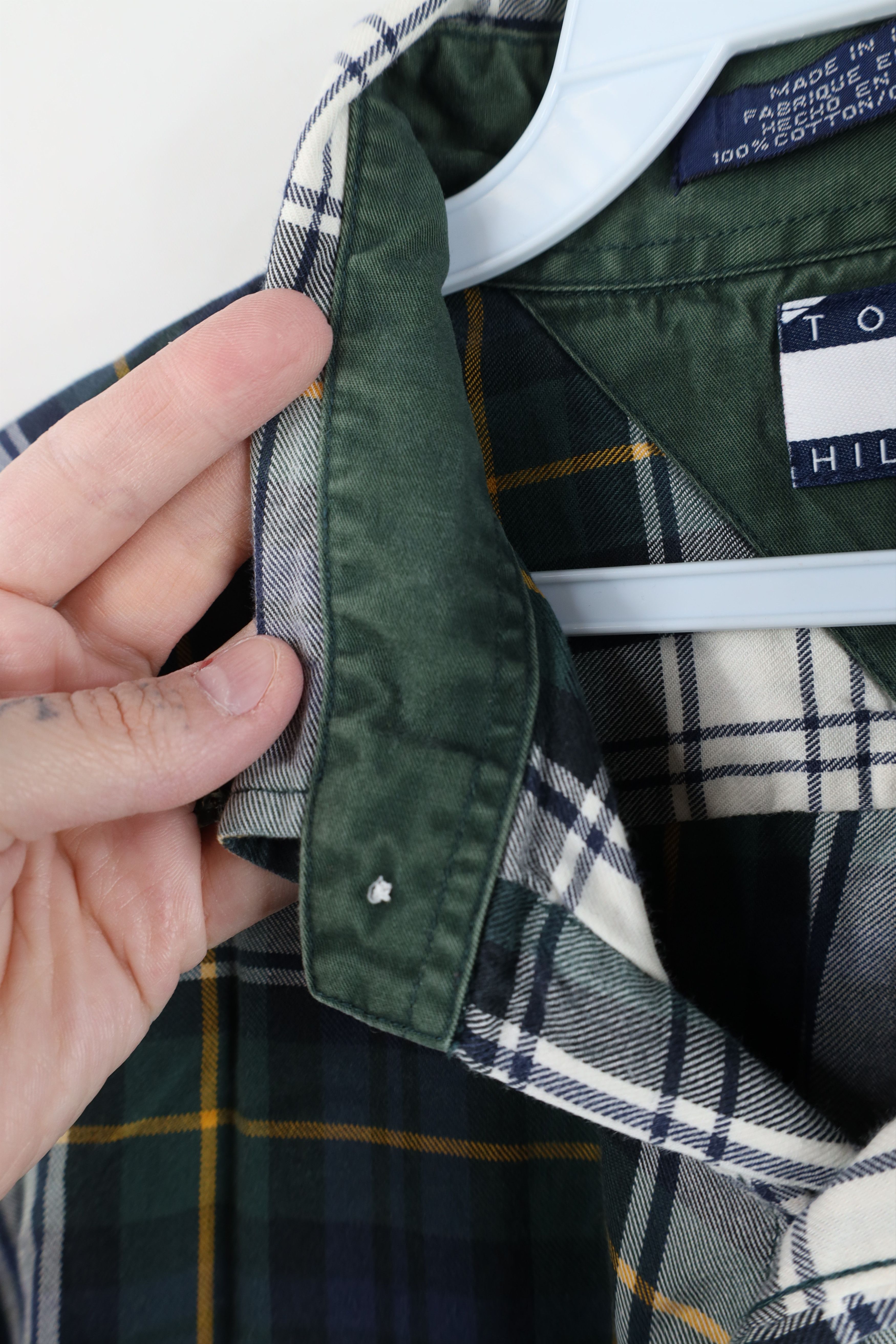 Tommy Hilfiger Vintage 90s Tommy Hilfiger Collared Button Down Shirt Size US L / EU 52-54 / 3 - 8 Thumbnail