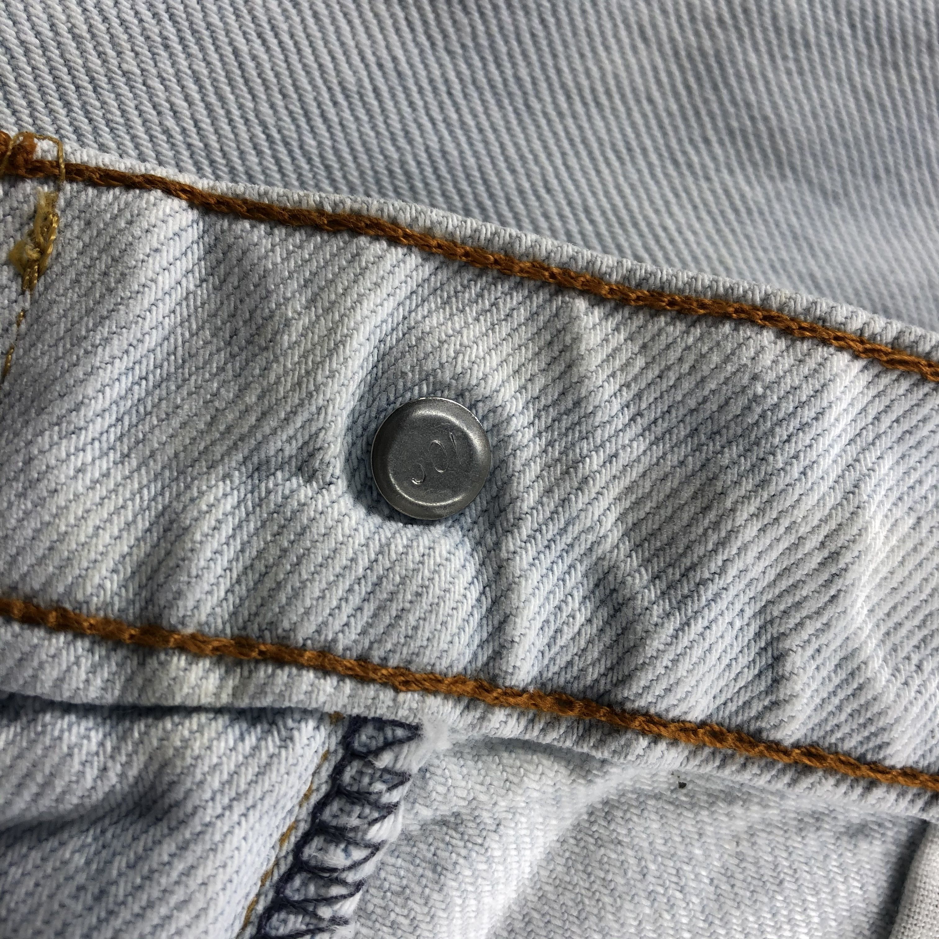 Levi's × Vintage Vintage 90s Light Wash Levis 610 Jeans-JM1369 Size US 30 / EU 46 - 8 Thumbnail