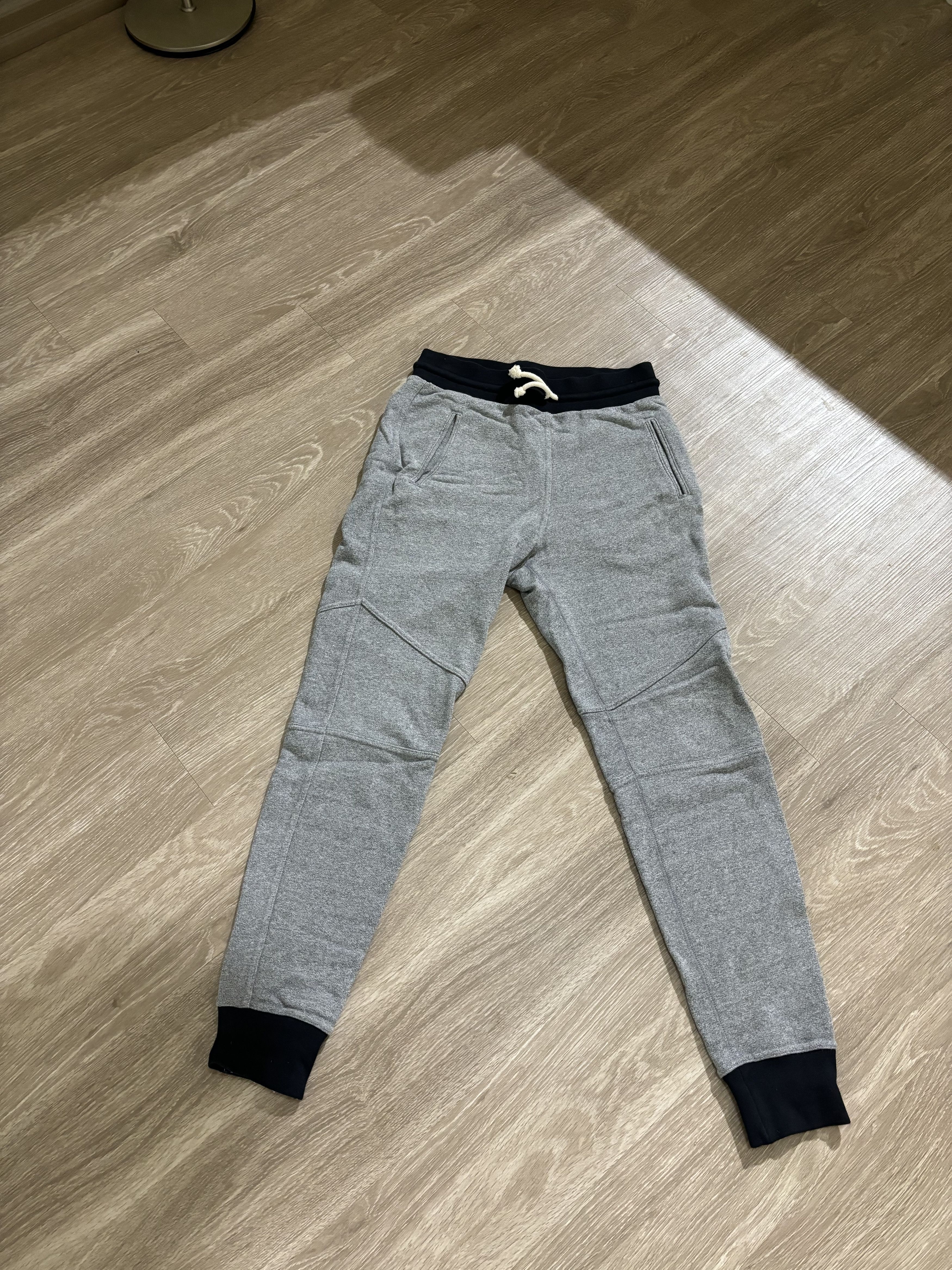 image of John Elliott Escobar Sweatpants in Dark Gray/Black, Men's (Size 31)