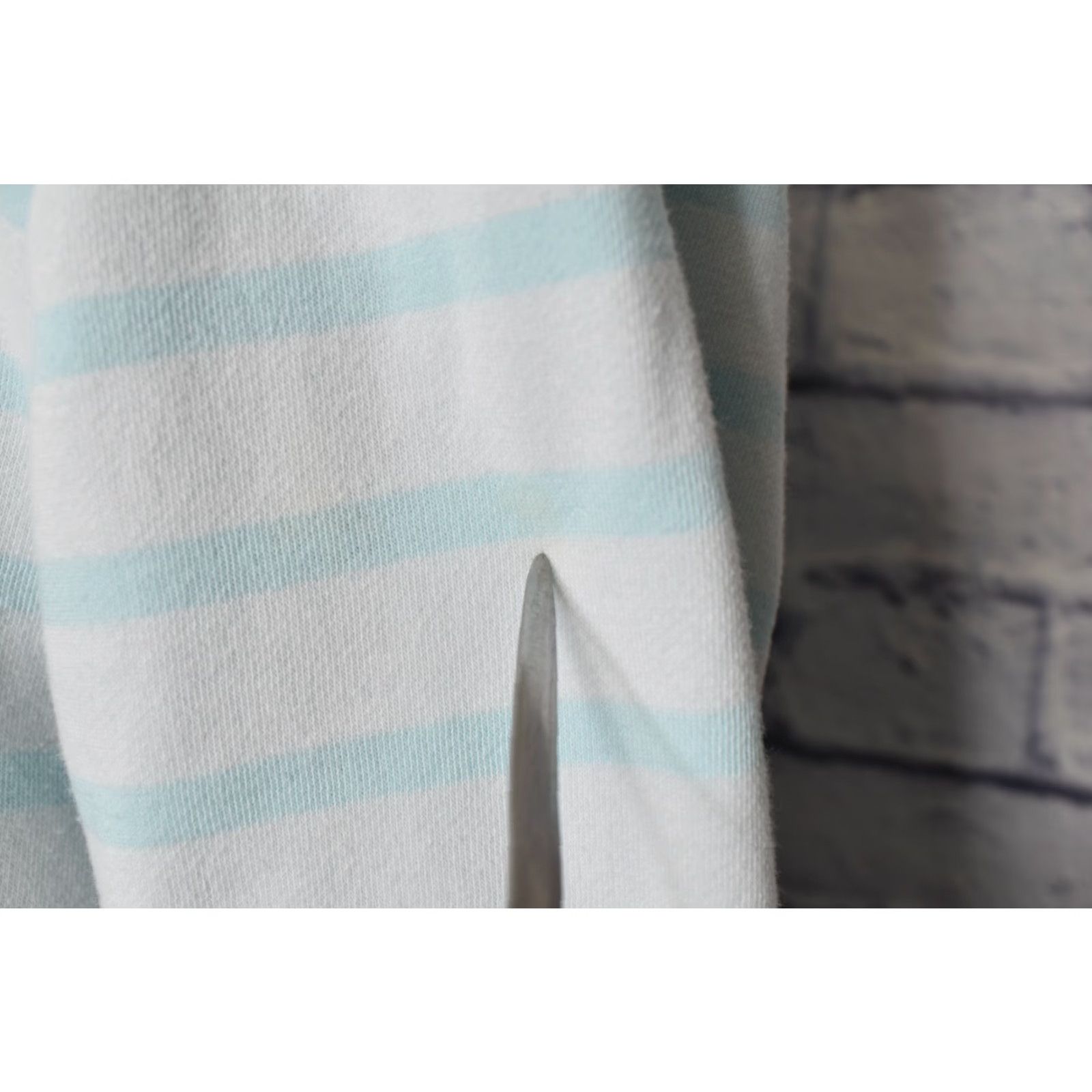 Under Armour Under Armour Hoodie Striped Long Sleeve Small Blue White Womens Size S / US 4 / IT 40 - 6 Thumbnail