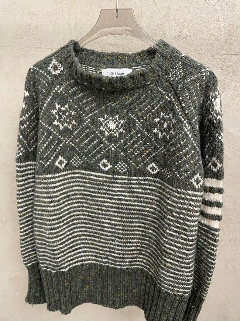 Thom Browne Thom browne Olive green jacquart four-striped round-neck kn Size US L / EU 52-54 / 3 - 3 Thumbnail