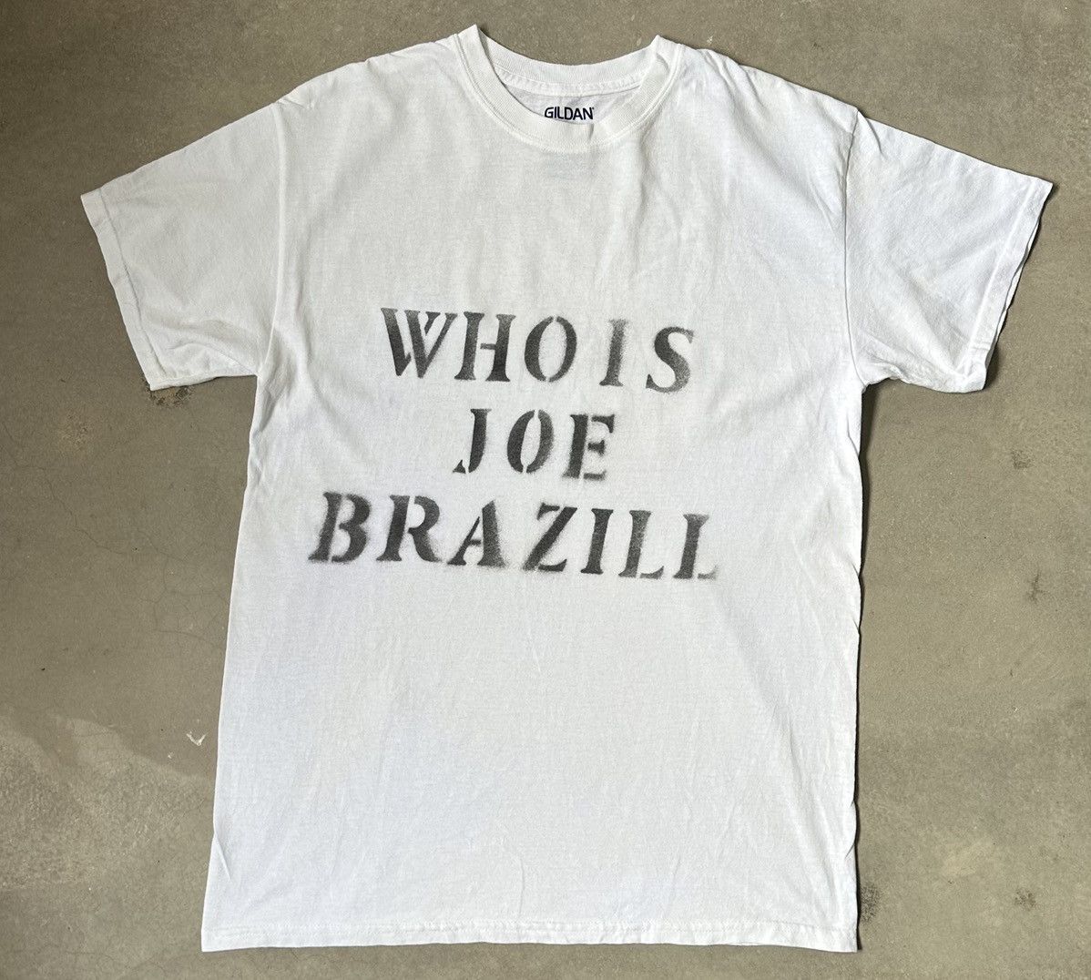 Vintage JUSTIN BIEBER WHO IS JOE BRAZILL TEE Size US M / EU 48-50 / 2 - 1 Thumbnail