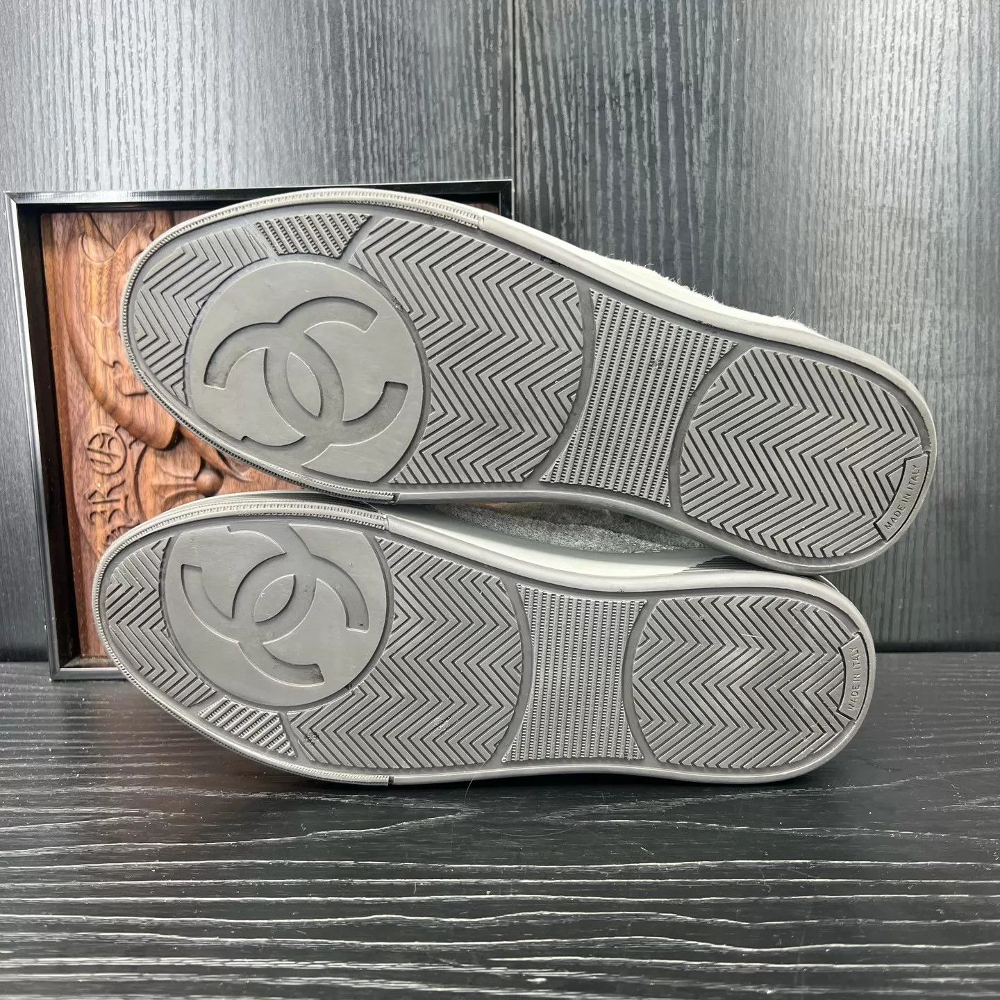 Chanel Chanel 24b Wool Gray 38.5 Size US 8 / IT 38 - 7 Thumbnail