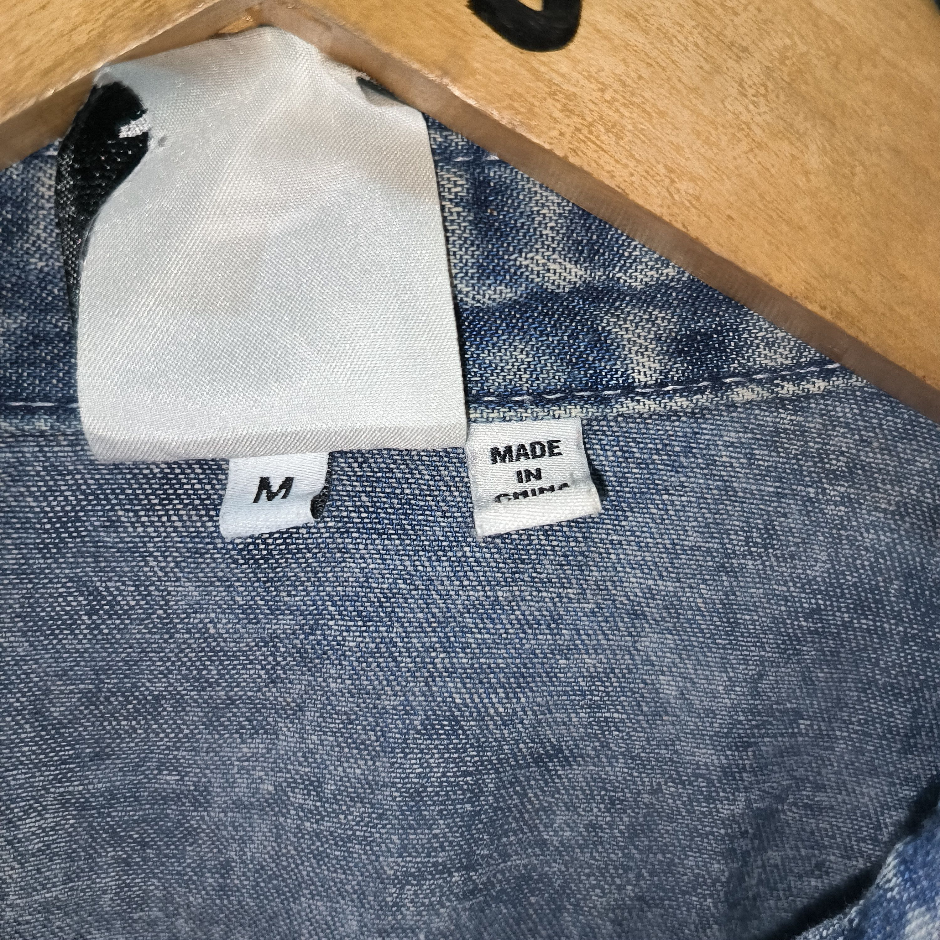 Japanese Brand X-girl Chemical Wash Denim Face Shirts Size US M / EU 48-50 / 2 - 3 Thumbnail