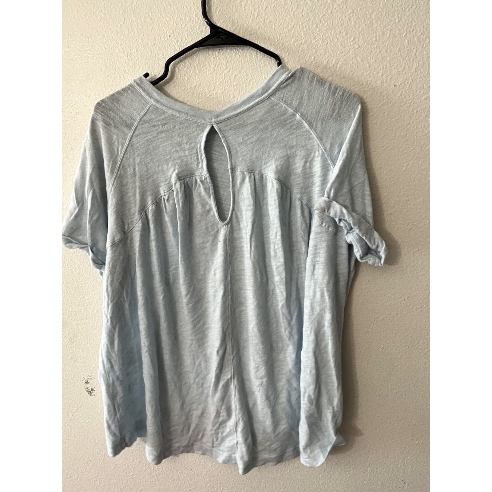 American Eagle Outfitters American Eagle Outfitters Shirt Womens XS Light Blue Short Sleeve Back Keyhole Regular Size XS Blue All Seasons Casual Womens Shirt Size XS / US 0-2 / IT 36-38 - 2 Thumbnail