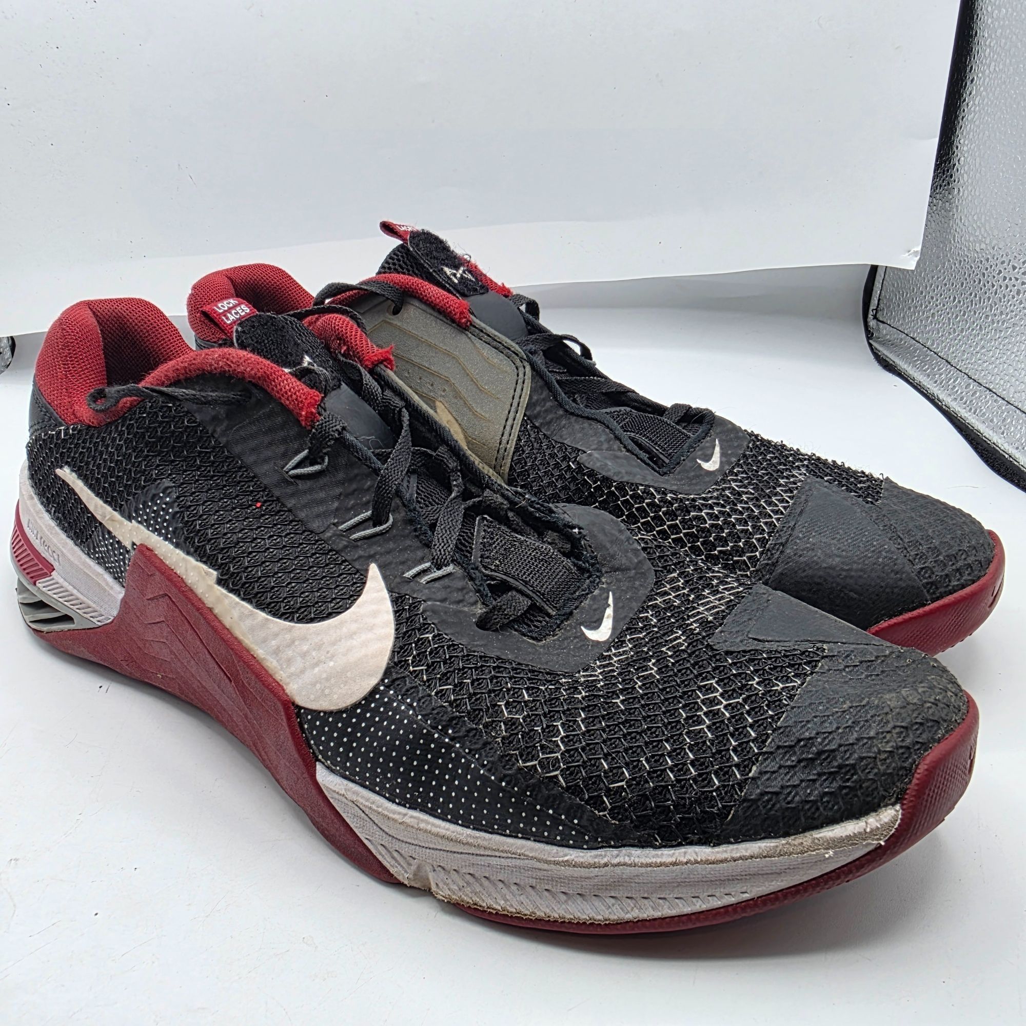 Nike Nike Metcon 7 Mens Size 12 Black Red Training Shoes Athletic Size US 12 / EU 45 - 1 Thumbnail