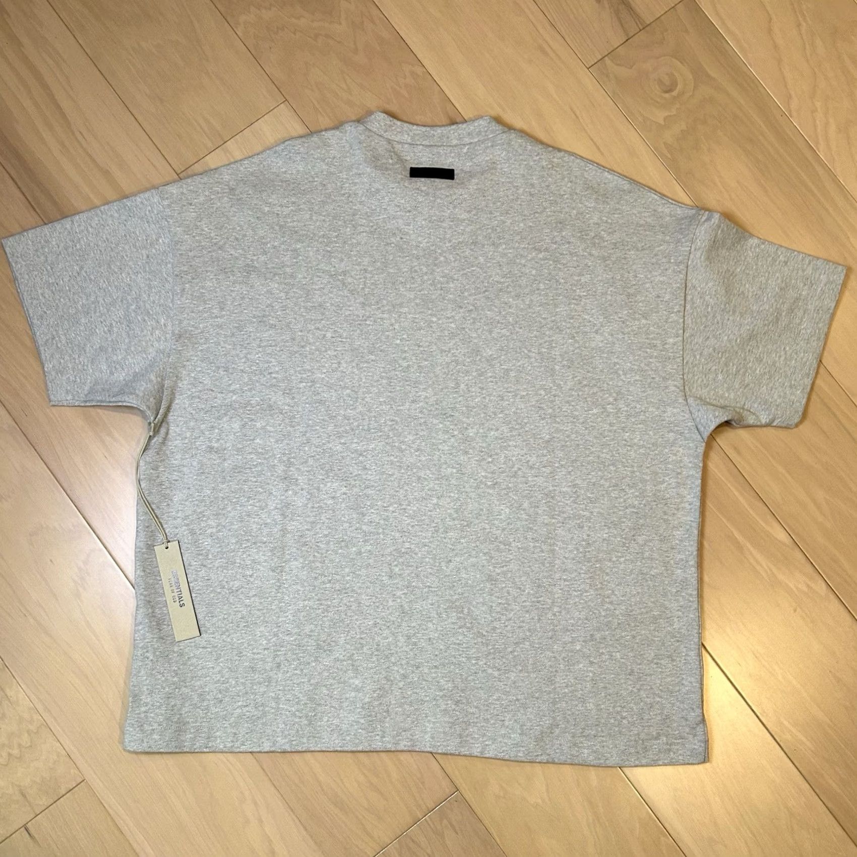Vintage FEAR OF GOD ESSENTIALS Heavy Jersey Crew Tee Grey Short Sleeve Men’s Large Size US L / EU 52-54 / 3 - 2 Thumbnail