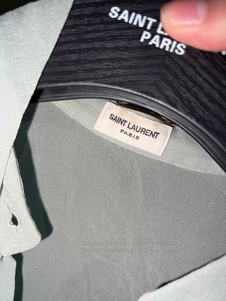 Saint Laurent Paris Saint Laurent Paris Ruffled Silk Shirt i Size XS / US 0-2 / IT 36-38 - 4 Thumbnail