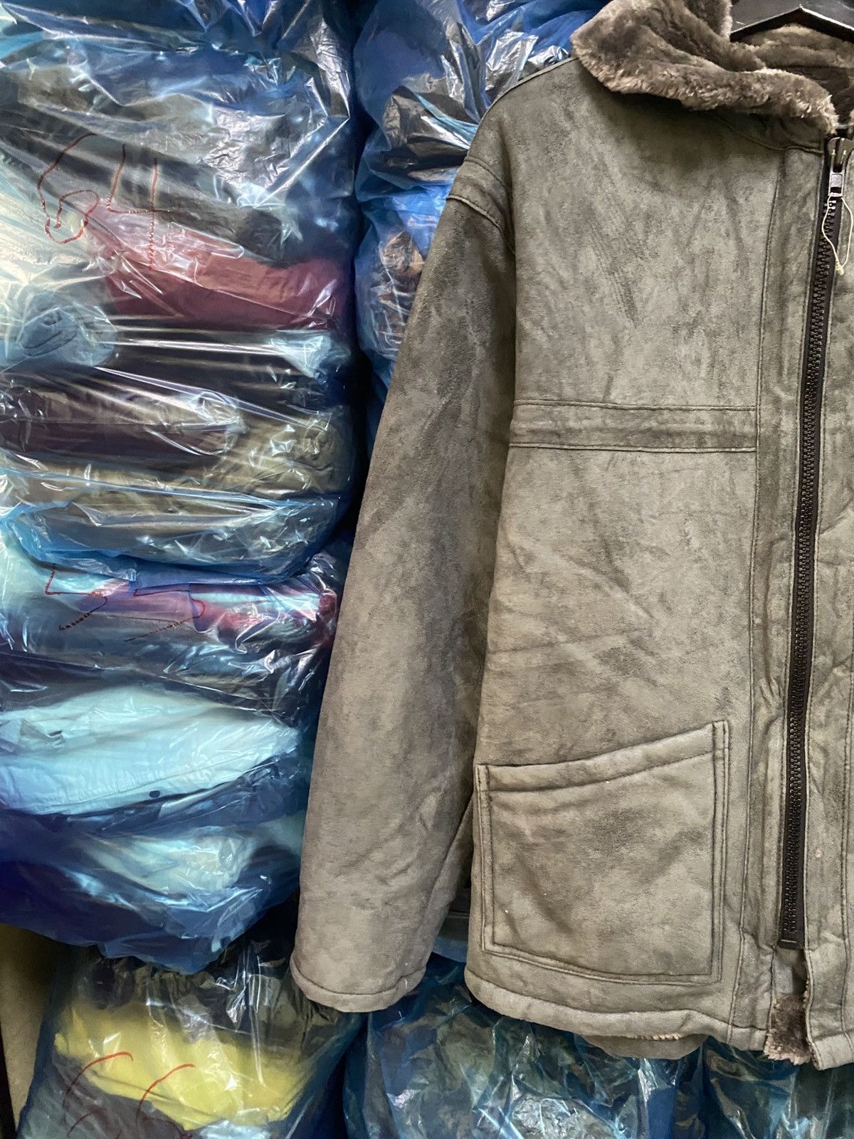 Beams Plus Vintage BEAMS Faux Shearling Grey Zip-Up Jacket Size US M / EU 48-50 / 2 - 5 Thumbnail