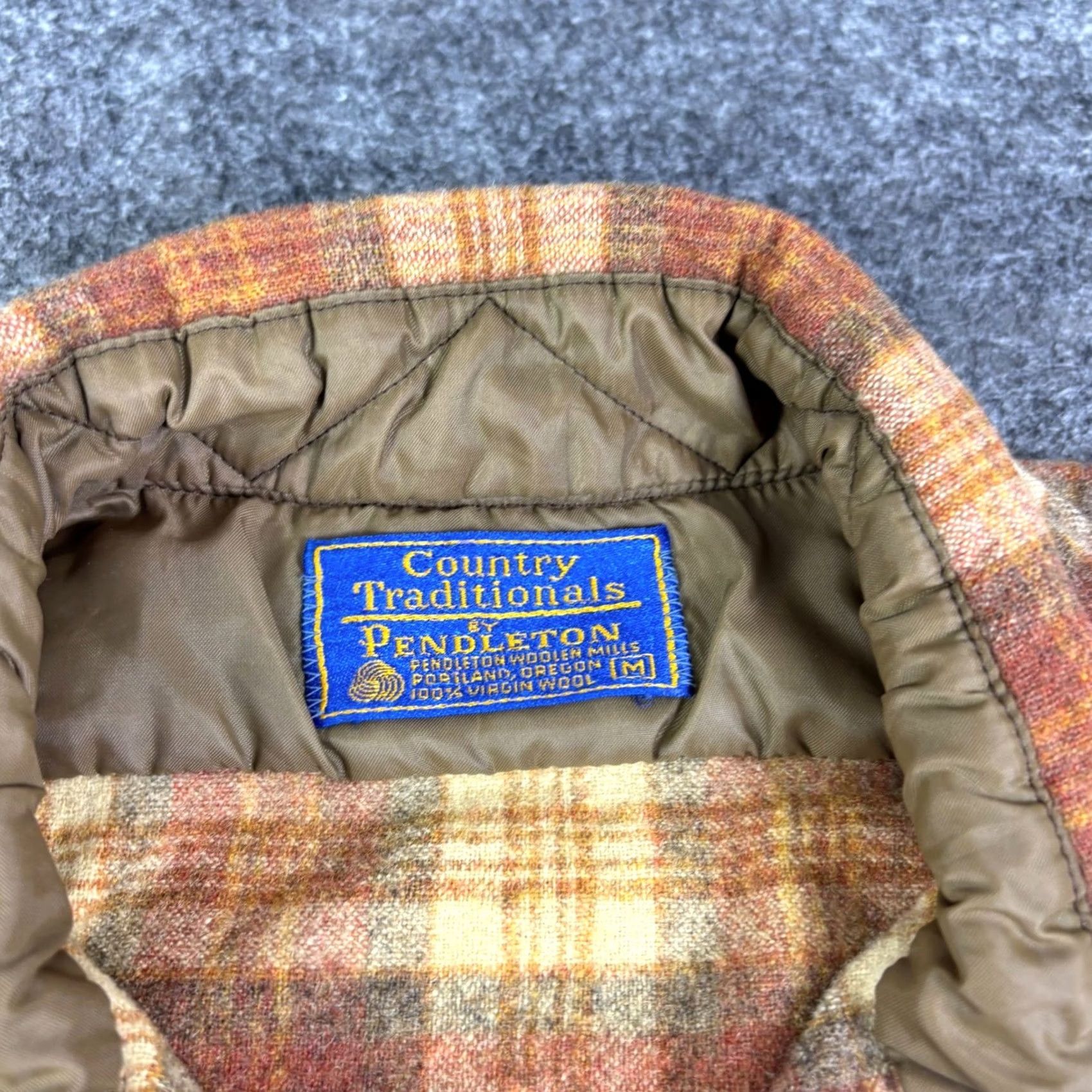 Pendleton VINTAGE Pendleton Wool Shirt Mens Medium Plaid Flannel Brown 80s Size US M / EU 48-50 / 2 - 3 Thumbnail