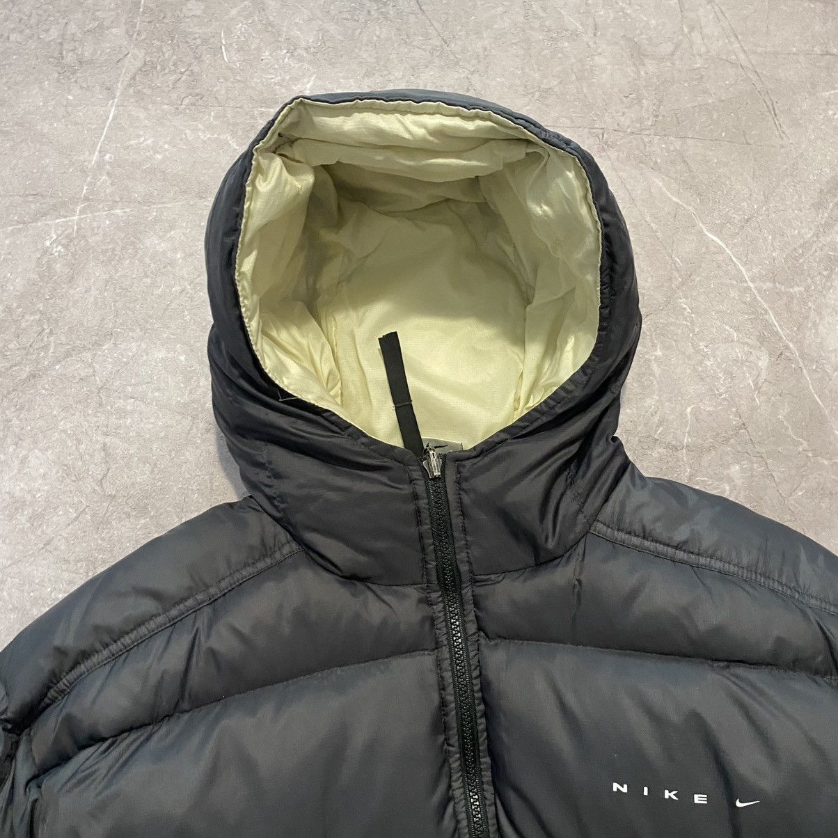 Nike RARE ! VINTAGE NIKE PUFFER DOWN JACKET BIG LOGO 90s Size US M / EU 48-50 / 2 - 8 Thumbnail