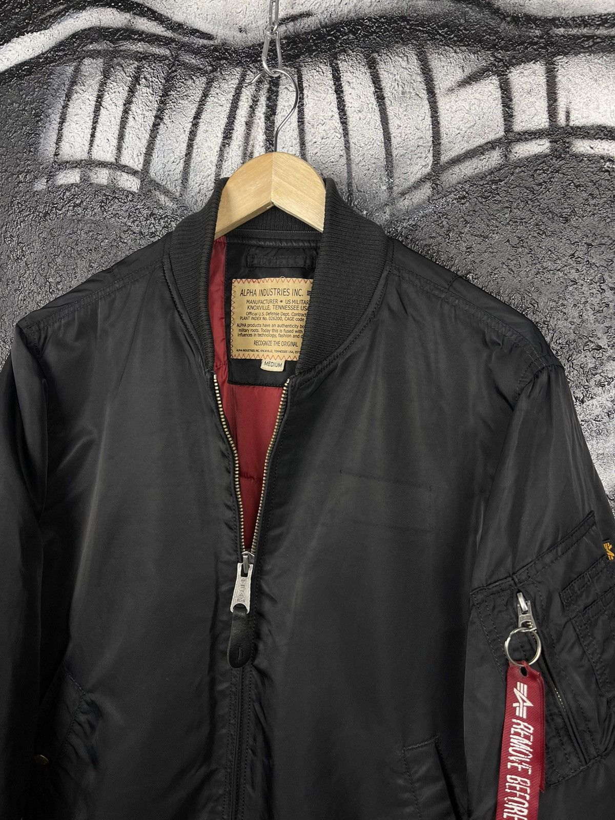 Alpha Industries × Vintage Alpha Industries MA-1 Bomber Jacket Men’s Size M Size US M / EU 48-50 / 2 - 4 Thumbnail