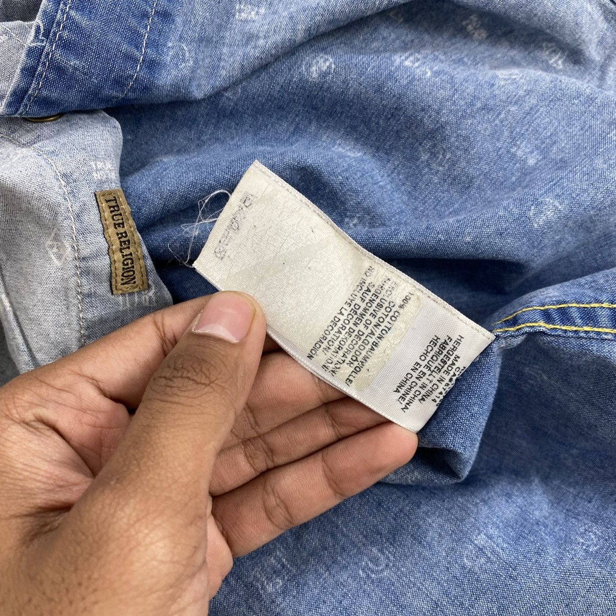 Japanese Brand Vintage True Religion Monogram Print Logo Faded Denim Shirt Size US M / EU 48-50 / 2 - 10 Thumbnail