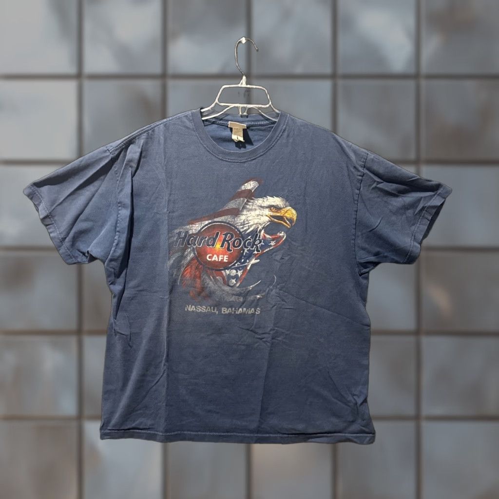 Hard Rock Cafe VINTAGE Hard Rock Cafe Nassau Bahamas Eagle Blue Men’s T-Shirt 2XL HTF - 00’s, Pre-owned, Mens, Blue, T-Shirt Size US XXL / EU 58 / 5 - 1 Thumbnail