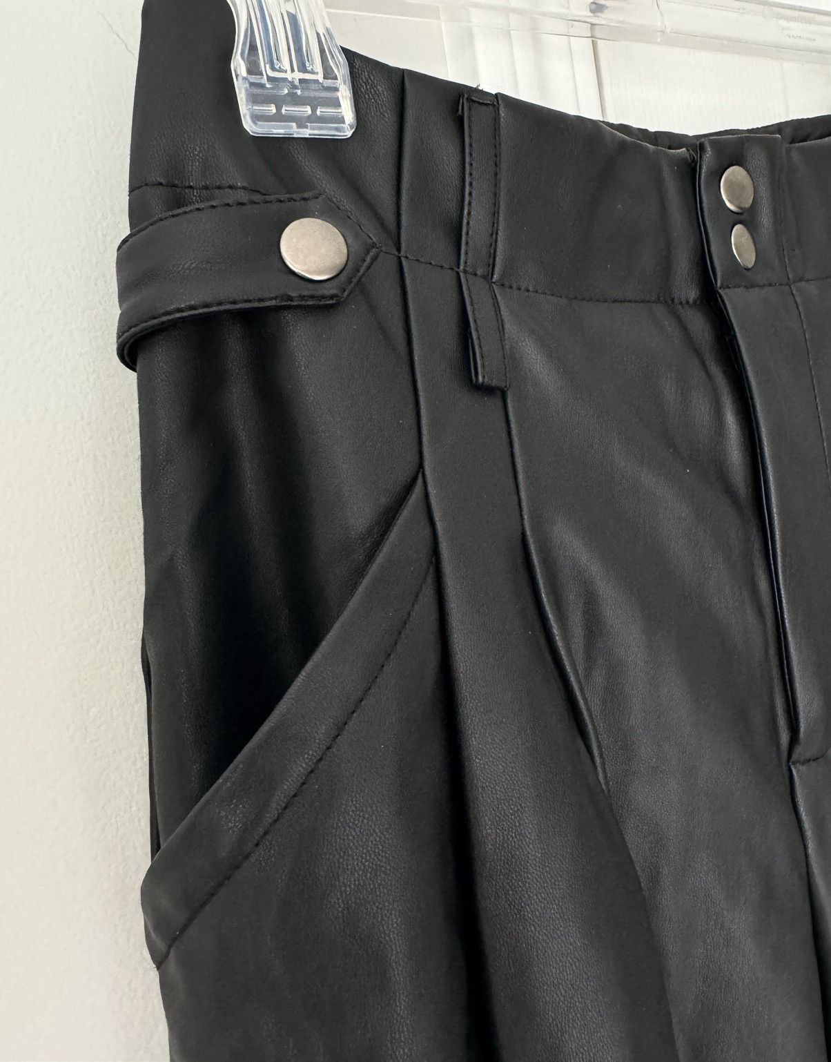 Anthropologie Anthropologie Faux Leather Tapered Pleated Pants, Size 2 Size 26" / US 2 / IT 38 - 10 Thumbnail