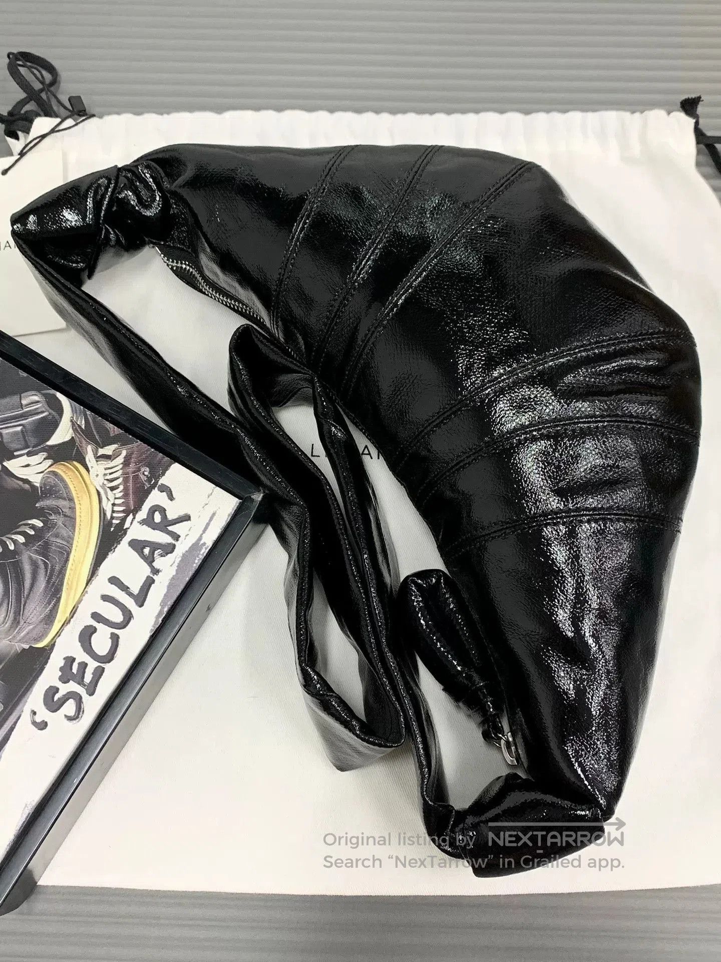 Lemaire Lemaire Small Black Coated Croissant Bag. Size ONE SIZE - 4 Thumbnail