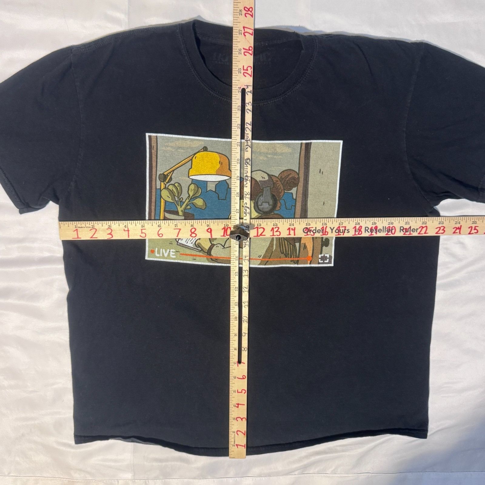 Hot Topic Hot Topic Lo-Fi Hip Hop Chill Radio Youtube Live Stream Tshi Size US XL / EU 56 / 4 - 4 Thumbnail