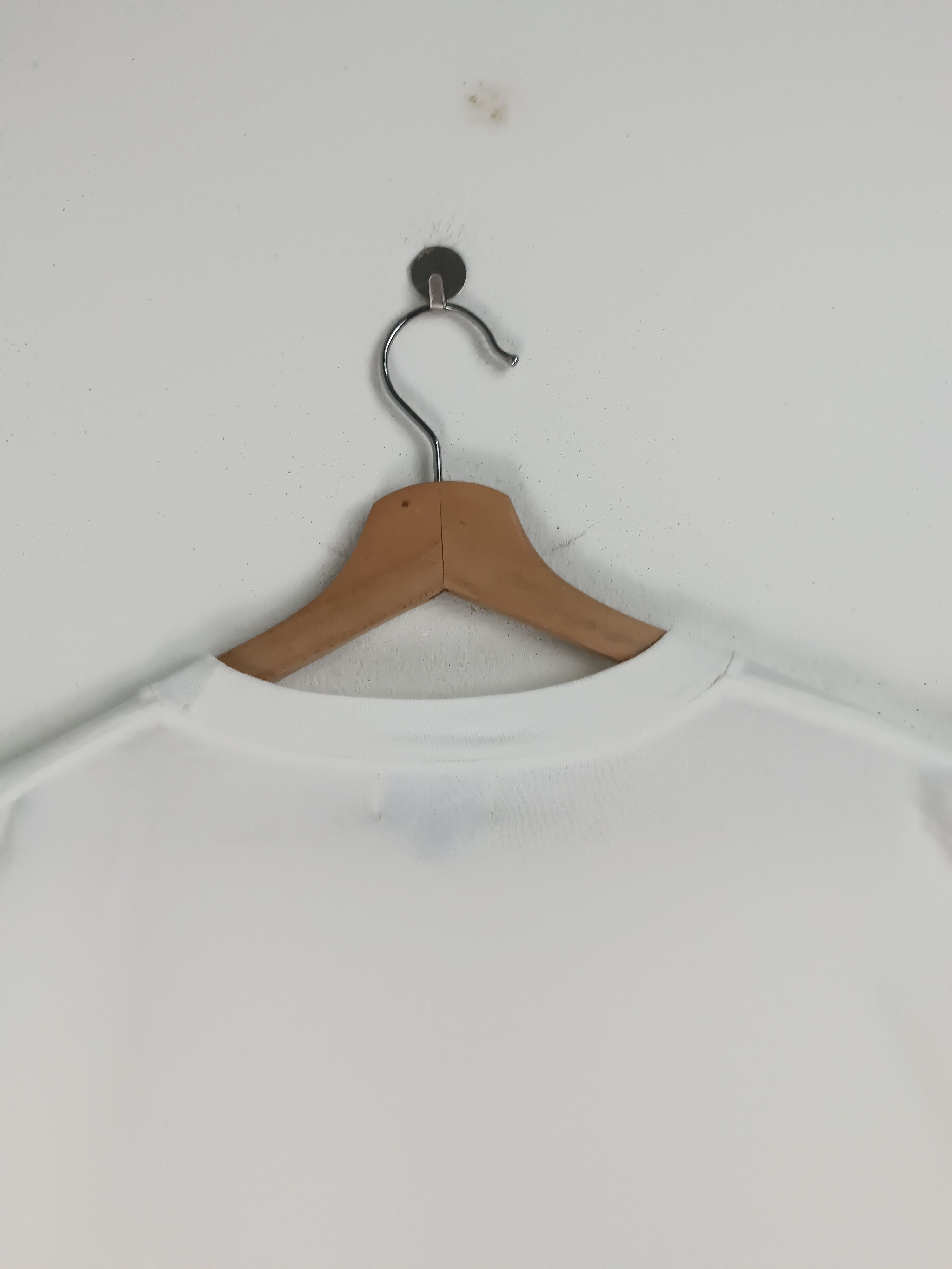 Other VINTAGE CHINATOWN MARKET BEWARE HOUND TEE VERY RARE R2 Size US XL / EU 56 / 4 - 18 Thumbnail