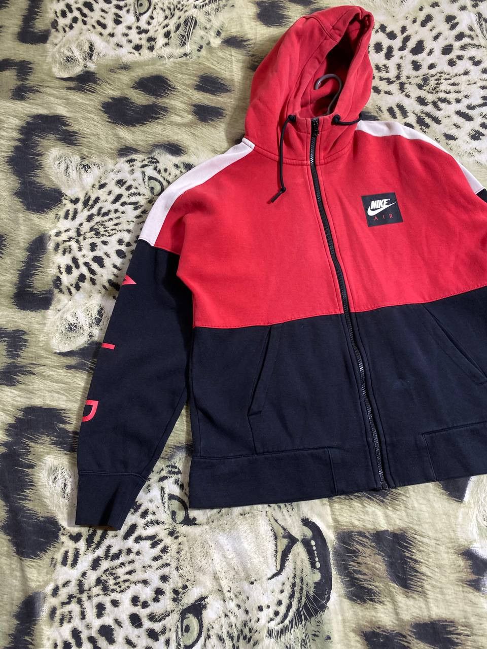Nike × Vintage Crazy Vintage Y2K/2000s Red Nike Streetwear Hoodie! Size US M / EU 48-50 / 2 - 7 Thumbnail