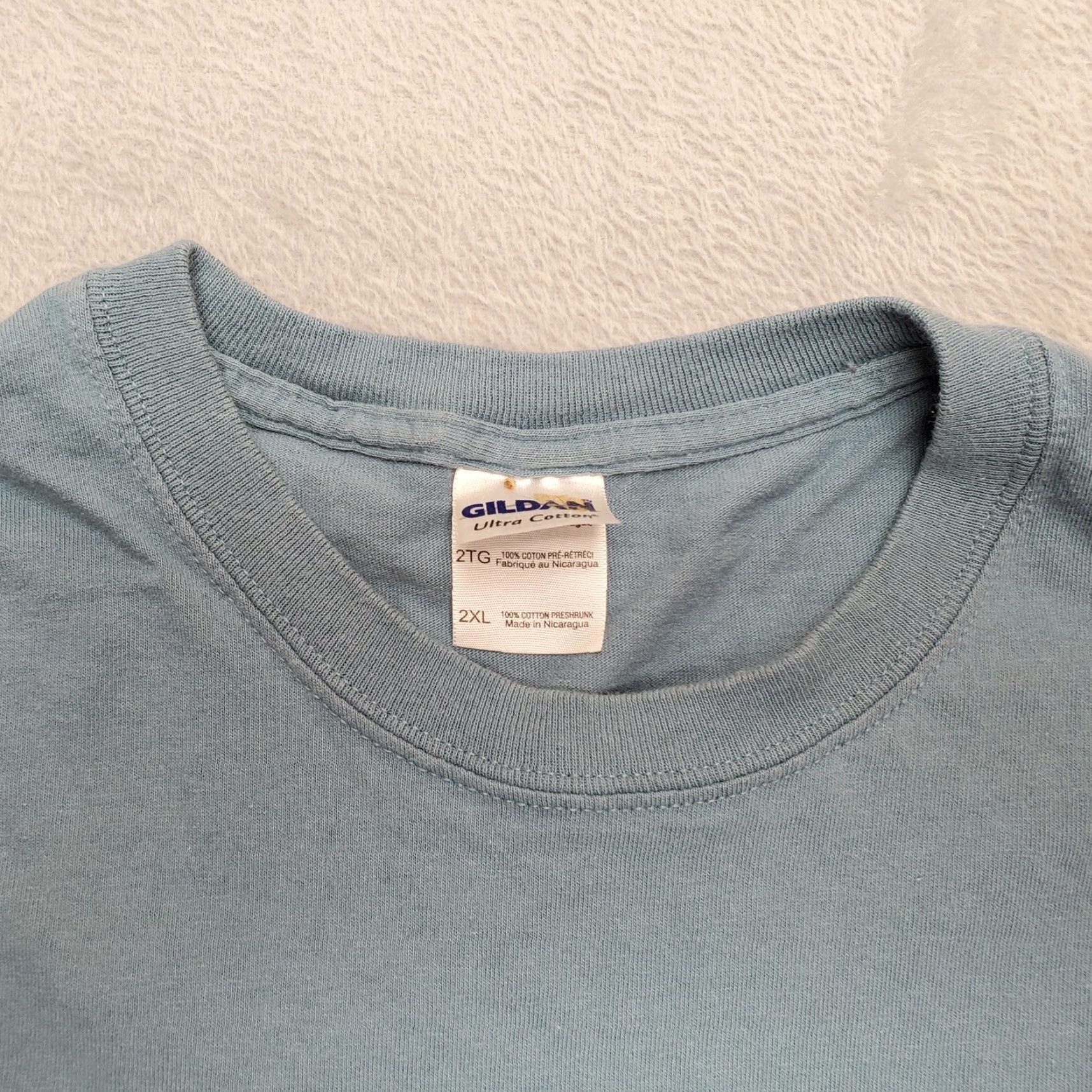 Gildan VINTAGE Lochsa Lodge Shirt Mens XXL Blue 100% Cotton Crewneck Embroidered Bears Shirt Men 2XL Blue 90s USA Western American Mens Size US XXL / EU 58 / 5 - 4 Thumbnail