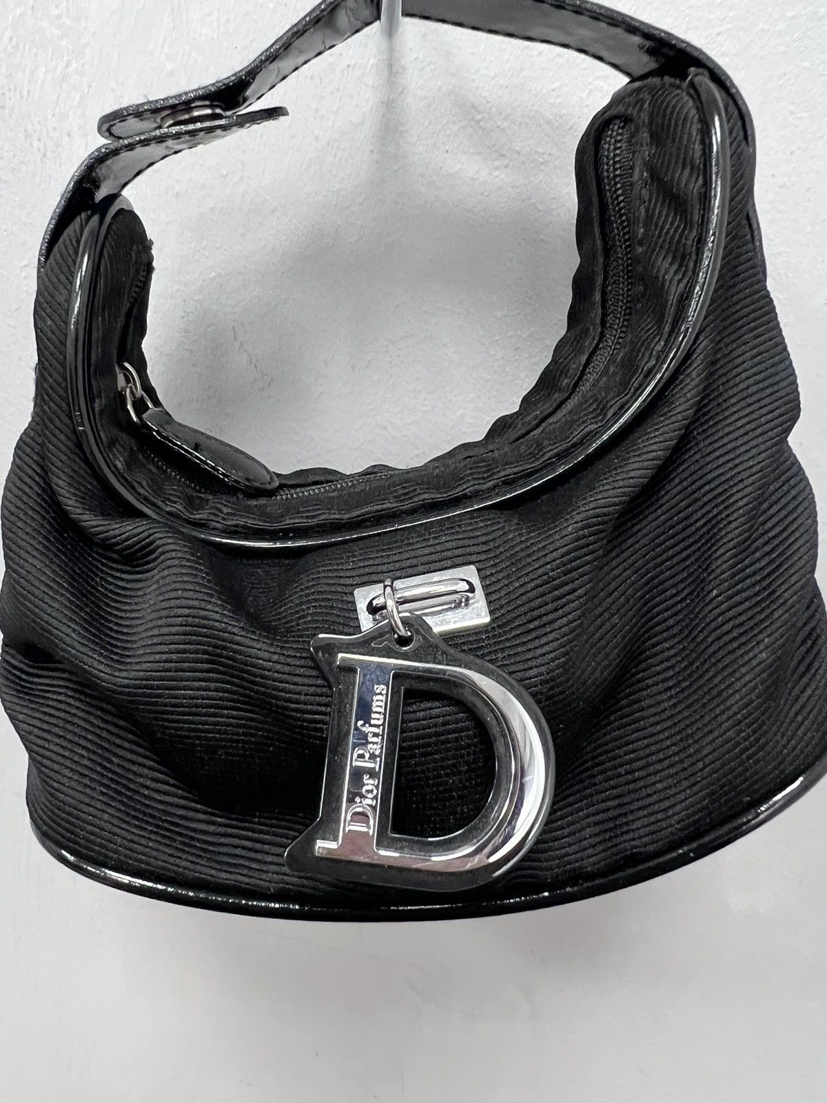 Christian Dior Monsieur × Dior SALE💣💣 Christian Dior cosmetic bag makeup bag avant garde Size ONE SIZE - 2 Thumbnail