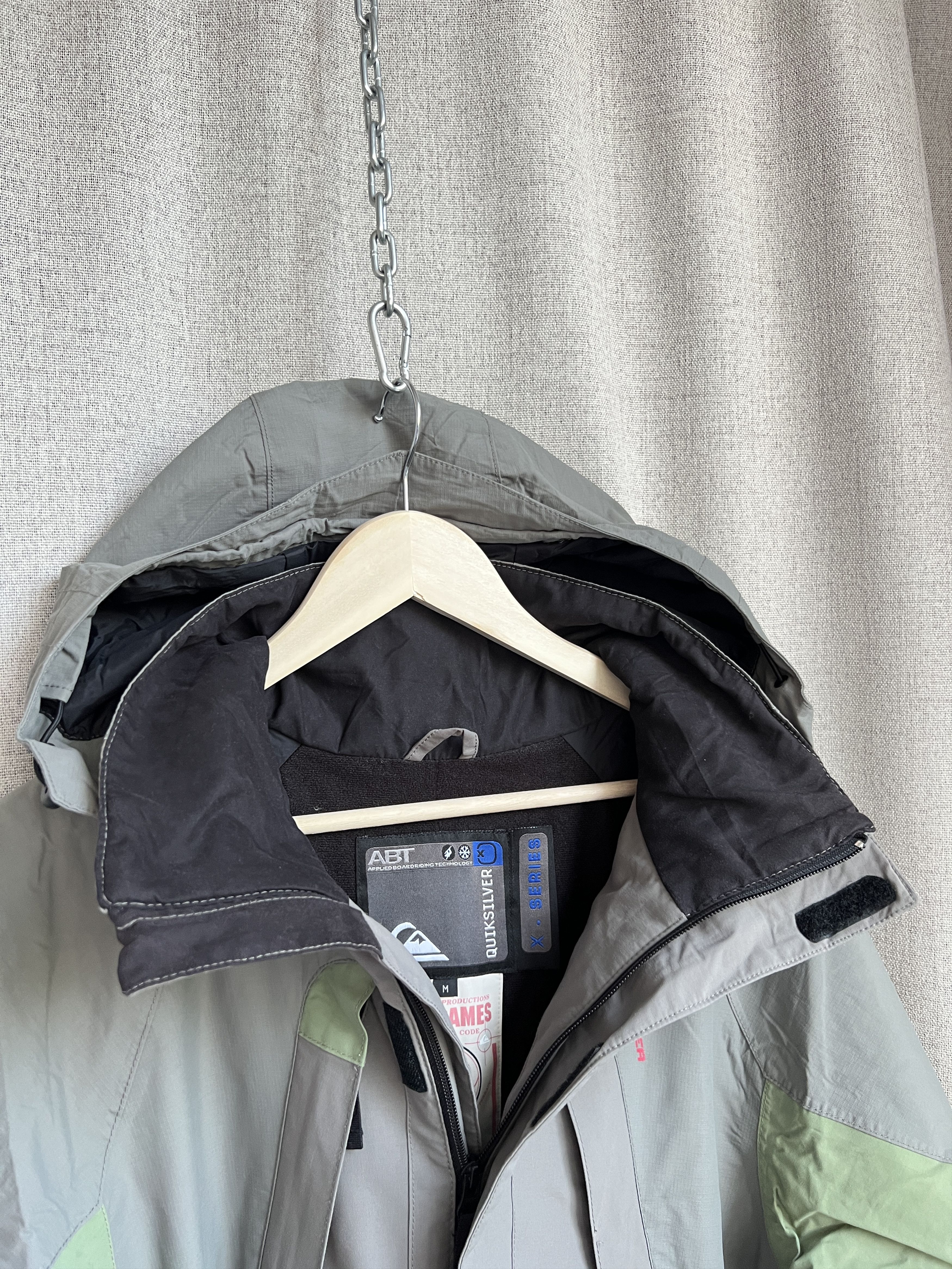 Quiksilver y2k Quicksilver X-Series Spy Games Snowboarding Jacket 3000 Size US M / EU 48-50 / 2 - 11 Thumbnail