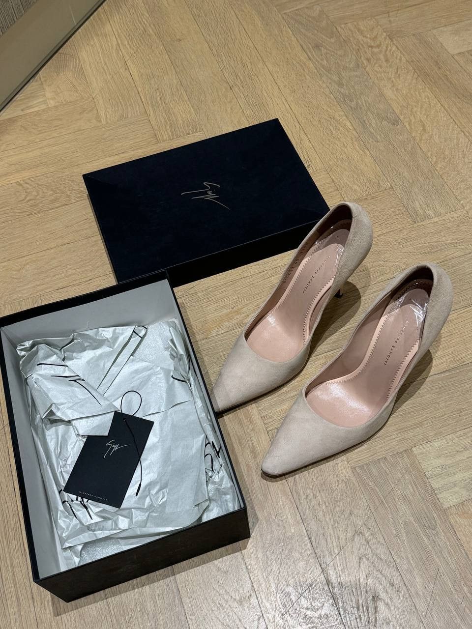 Giuseppe Zanotti Giuseppe Zanotti Beige Suede Heels Size US 9 / IT 39 - 1 Thumbnail