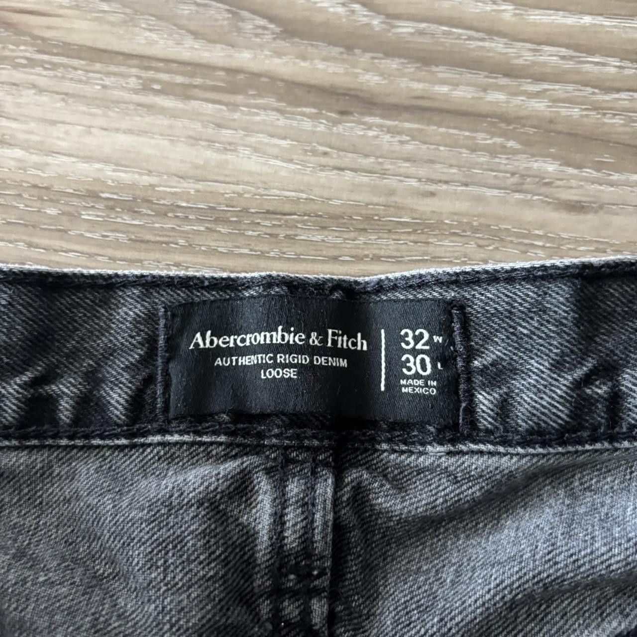 Abercrombie & Fitch Crazy Vintage Y2K/2000s Grunge Abercrombie Black Essential Denim Jeans! Size US 31 - 8 Thumbnail