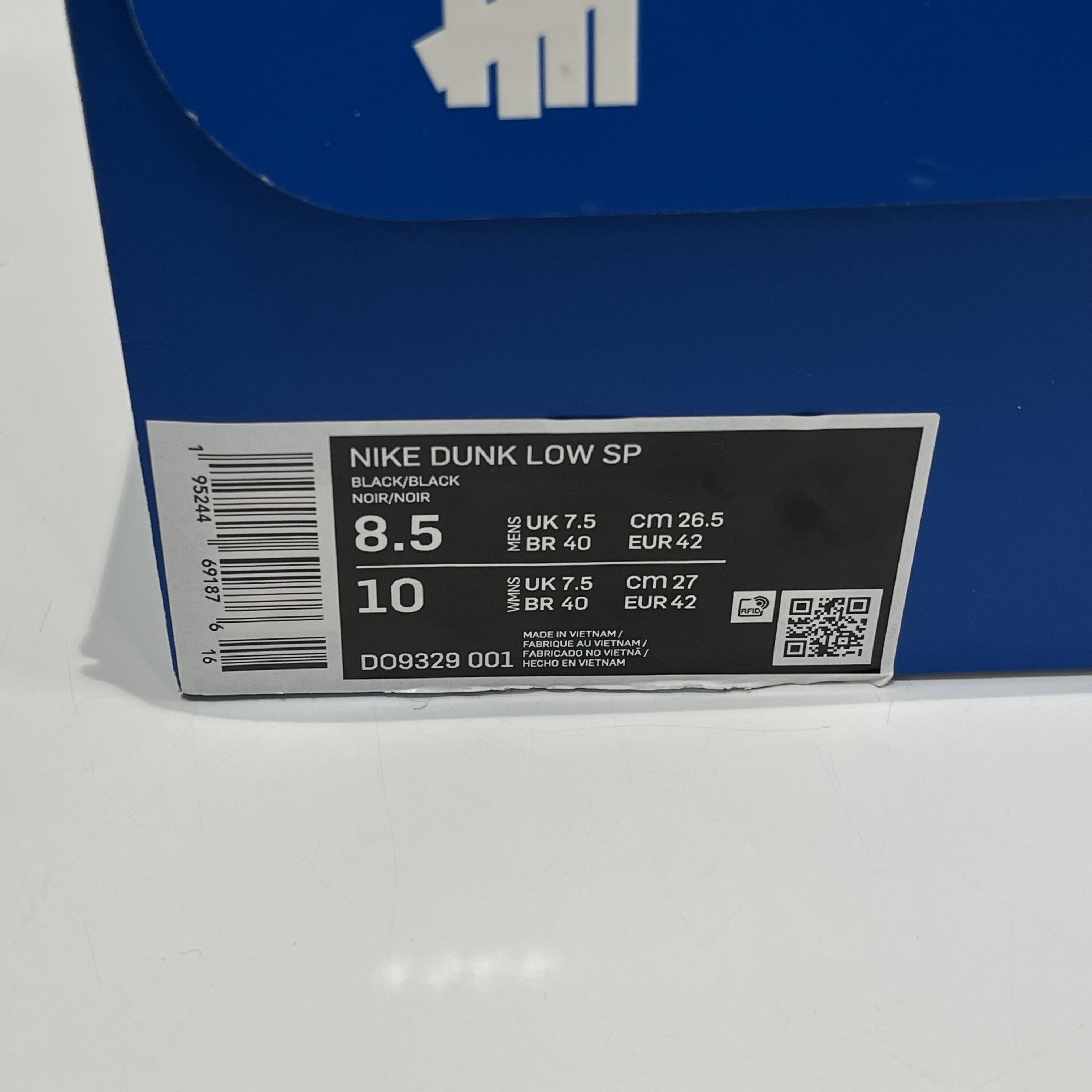 Nike Nike Dunk Low SP Undefeated 5 On It Black Size US 8.5 / EU 41-42 - 9 Thumbnail