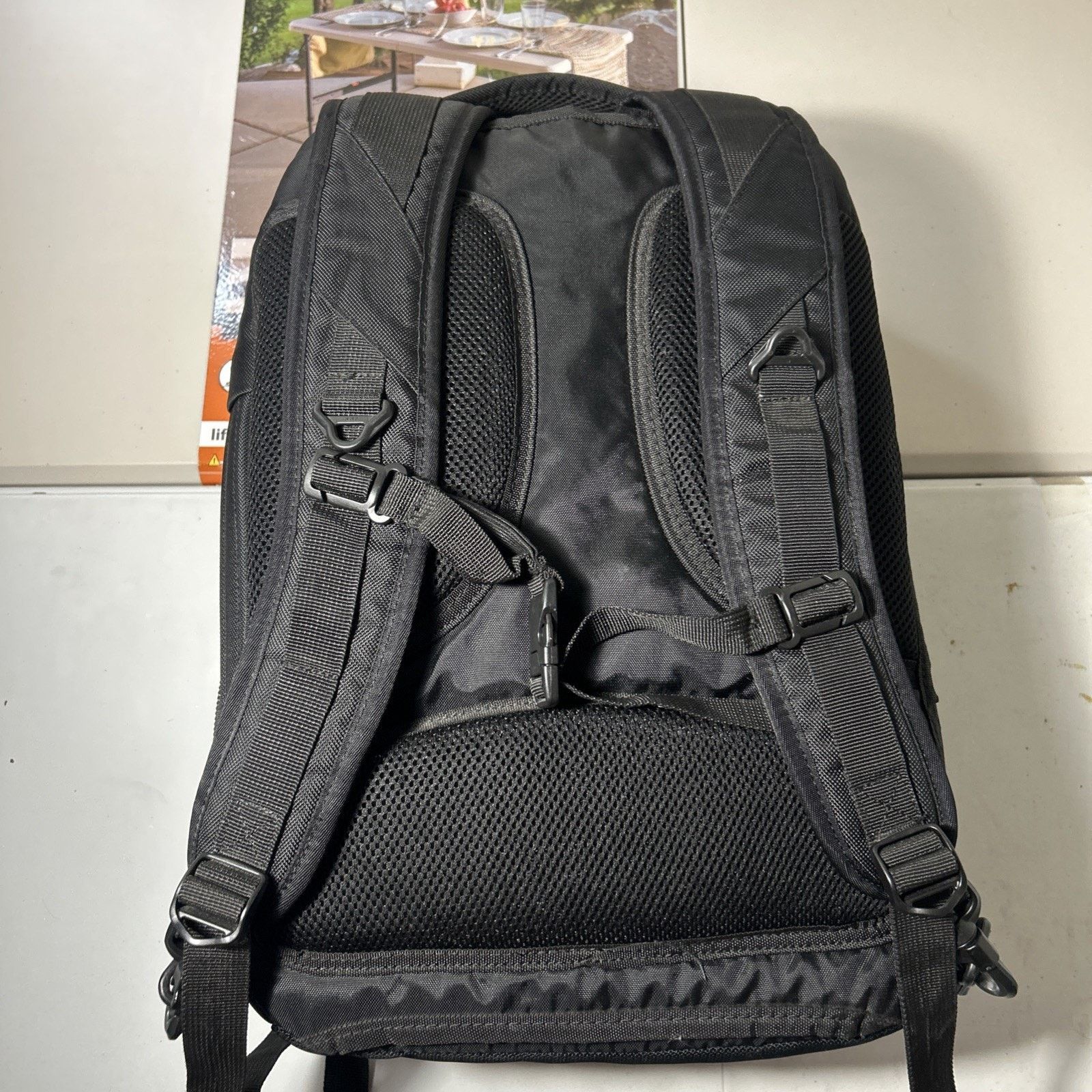 eBay eBags TLS Pro Slim 2146 Mod Laptop Backpack 15.5" Cube Case Size ONE SIZE - 2 Thumbnail