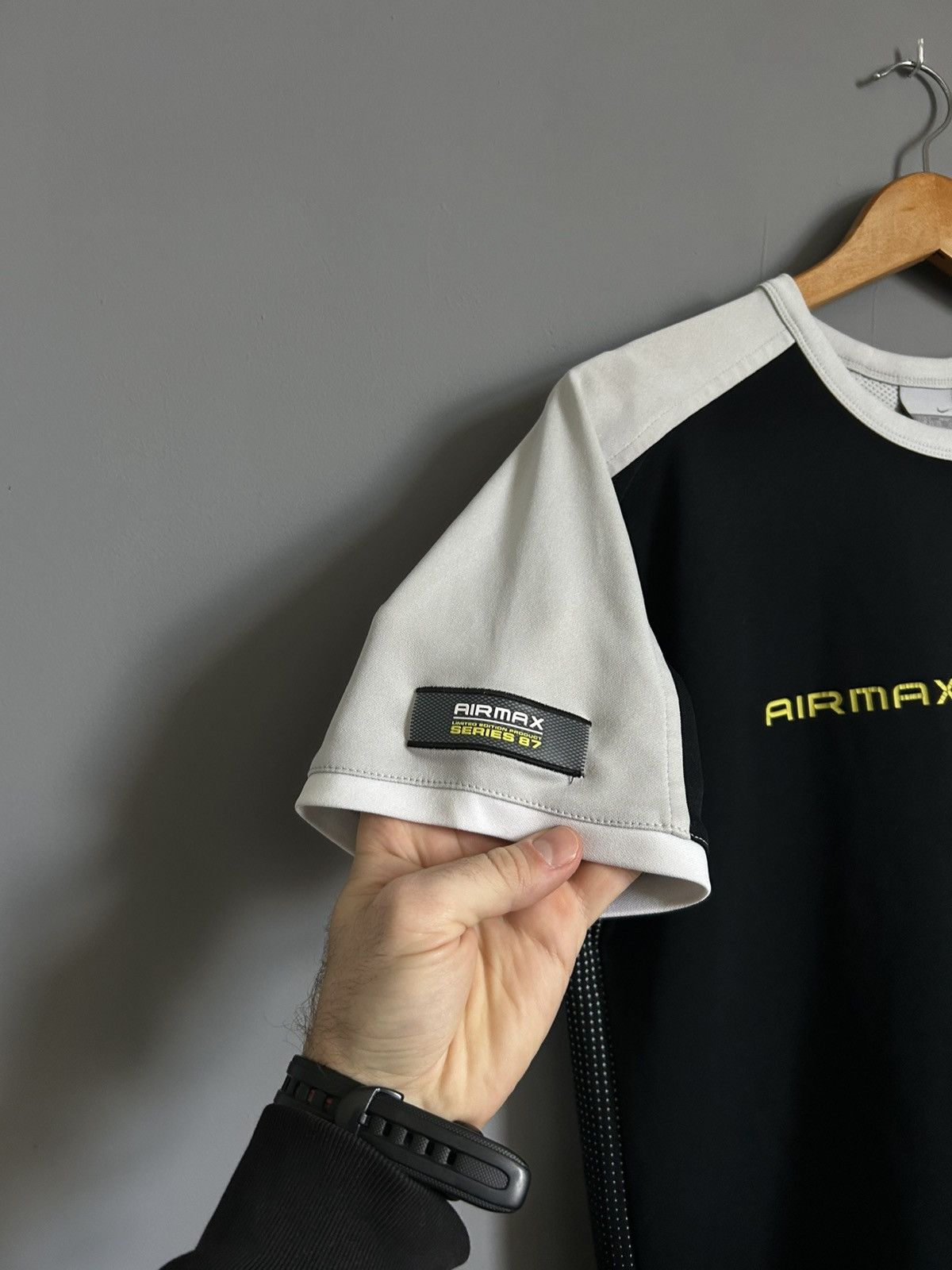 Nike × Vintage Nike Vintage Air Max Big Logo T-shirt Size US S / EU 44-46 / 1 - 3 Thumbnail