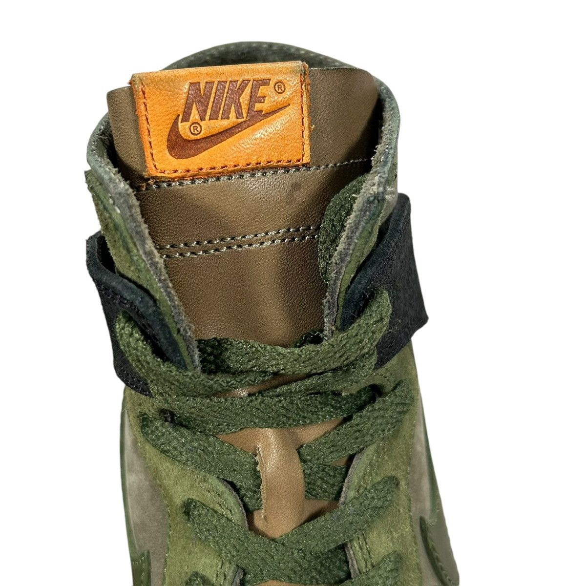 Nike VTG Dunk High NL Classic Olive Green Mandarin 2005 Sneakers Size US 9 / EU 42 - 8 Thumbnail