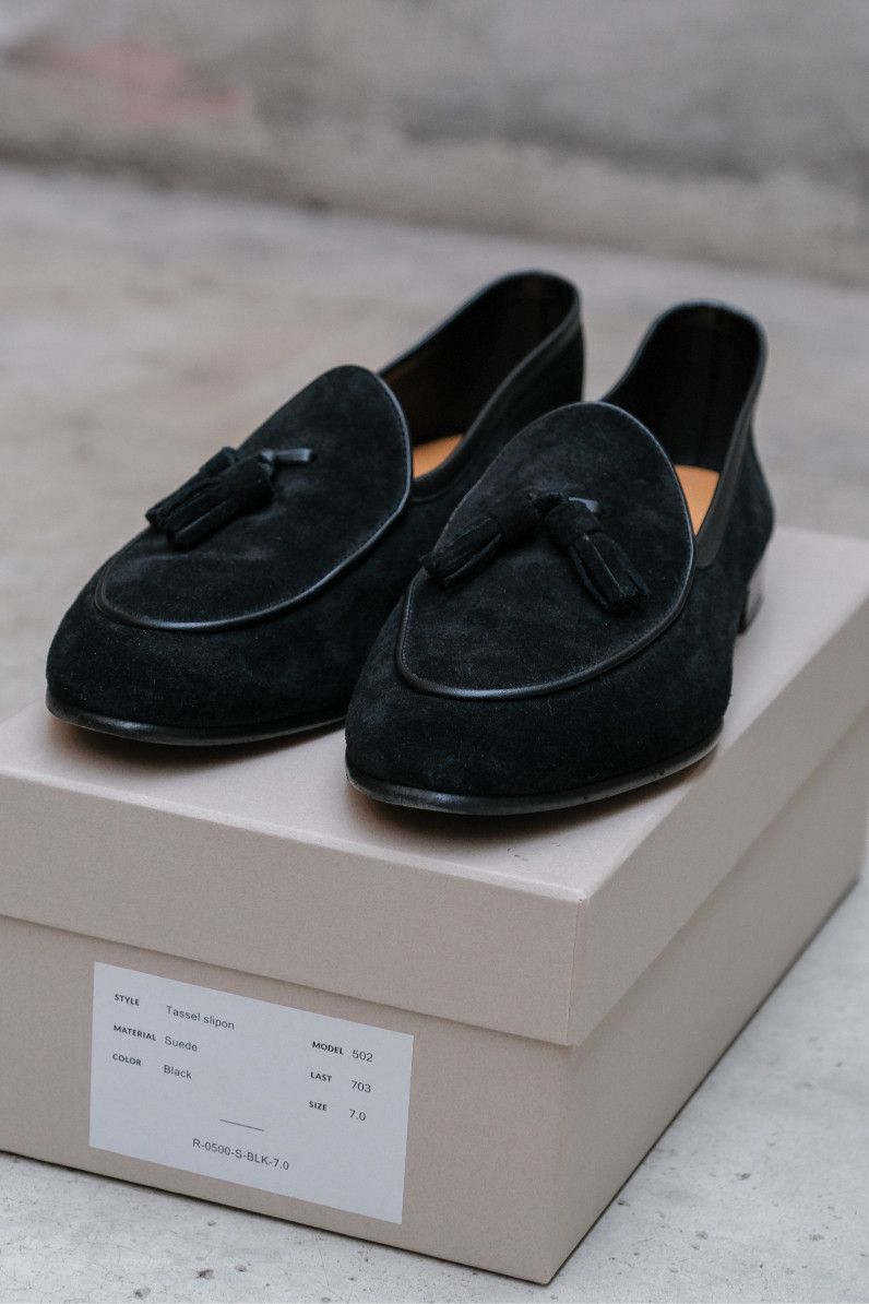 Other Oriental Shoemaker Tassel Slipon Suede Loafer Black Size US 7 / IT 37 - 1 Thumbnail