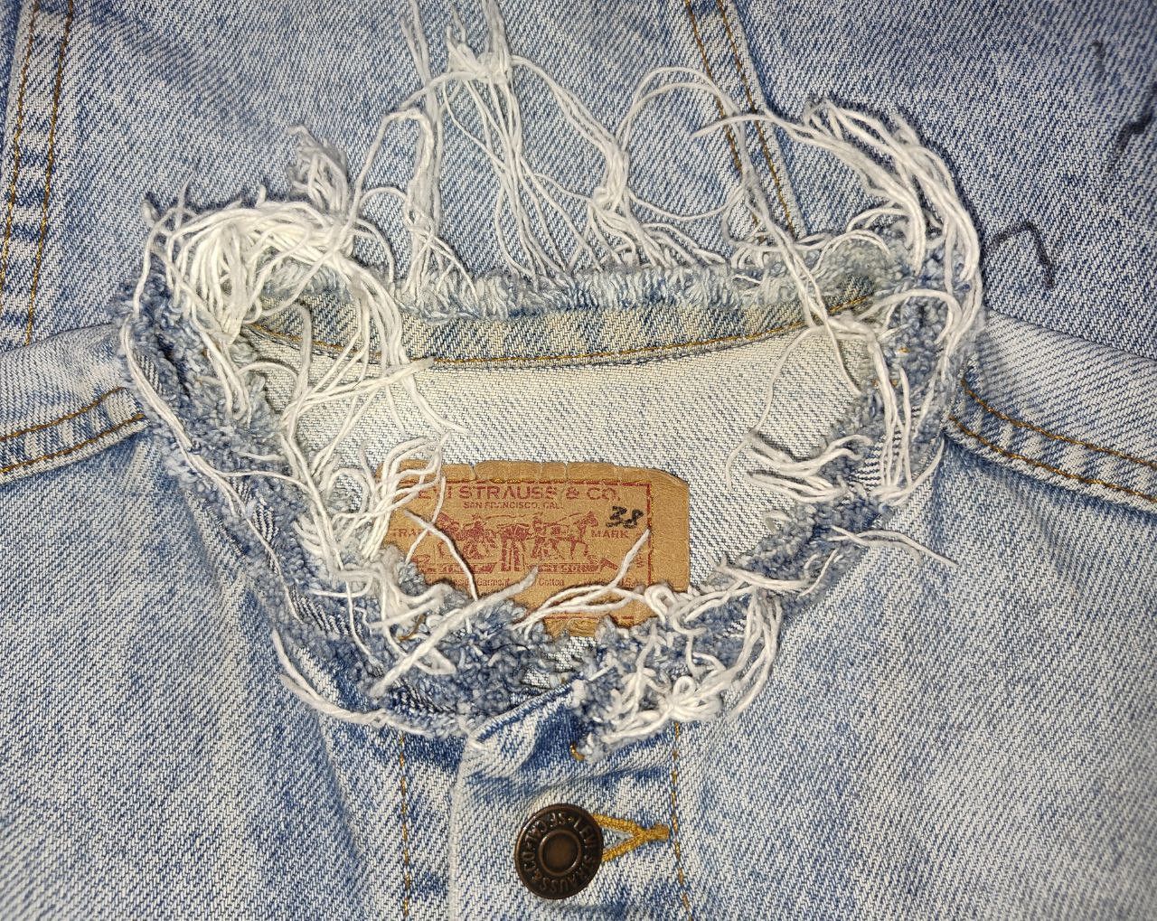Levi's Vintage Clothing 80s Vintage Levi's Custom Denim Jacket Size M / US 6-8 / IT 42-44 - 10 Thumbnail