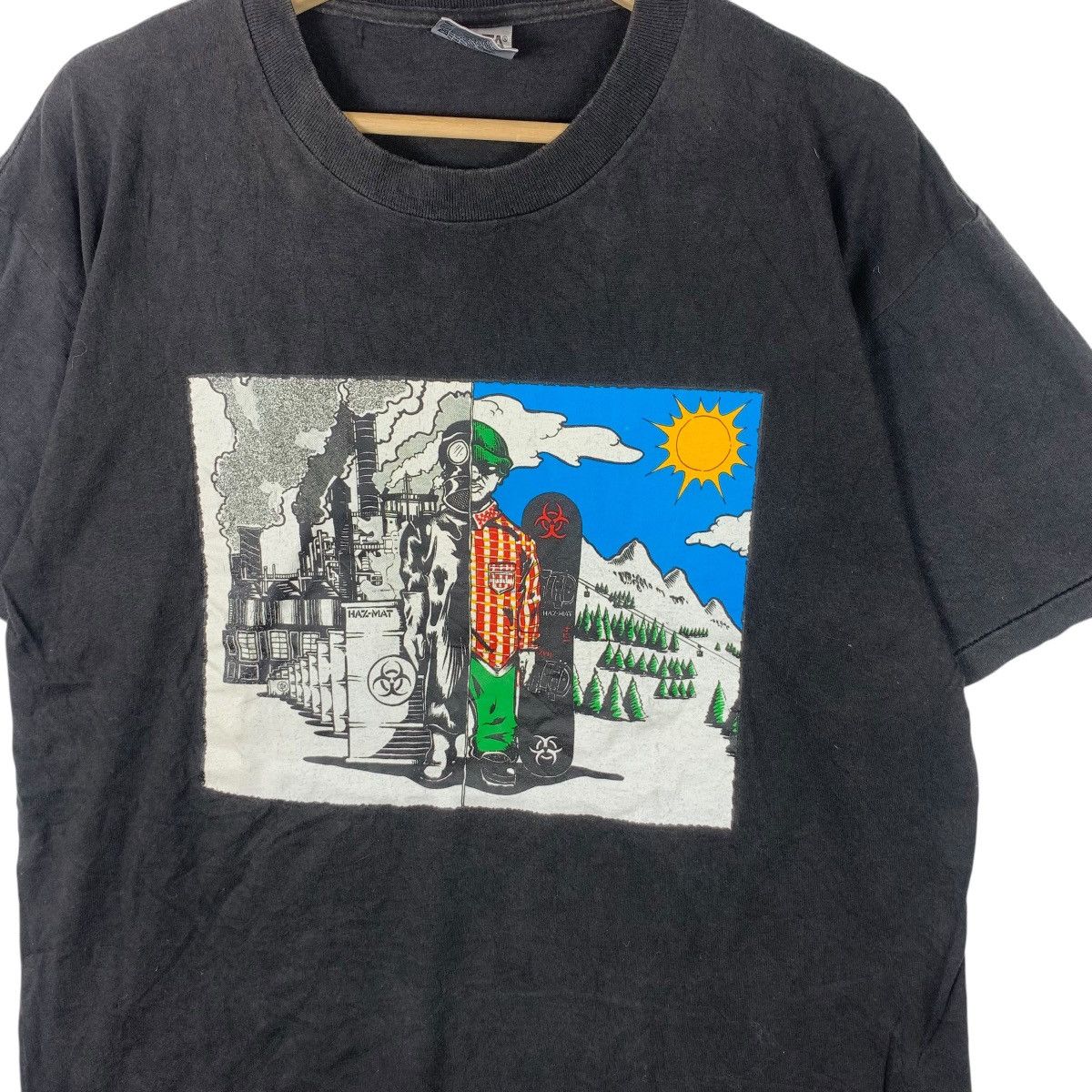 Vintage Vintage HAZMAT ANARCHIC ADJUSTMENT Skate Tee Shirt Size M / US 6-8 / IT 42-44 - 3 Thumbnail