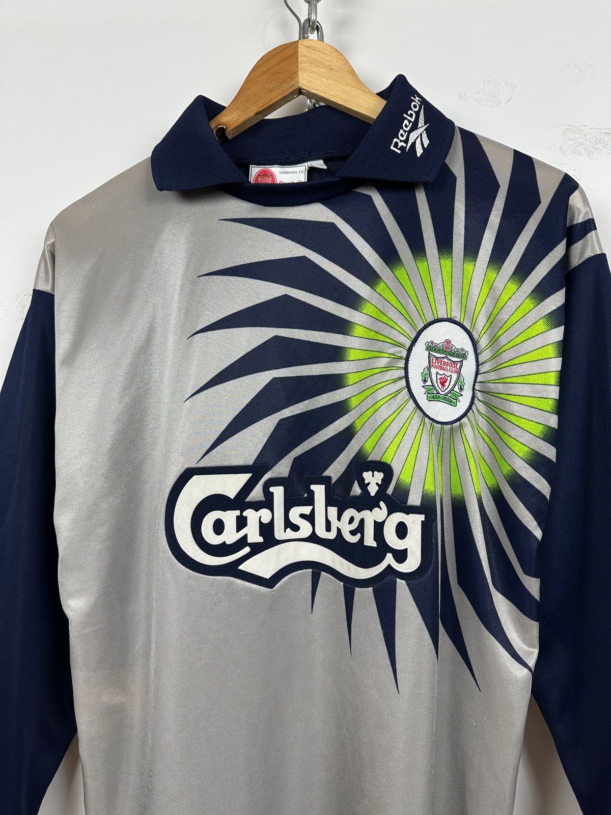 Reebok 1997/98 Vintage Reebok Liverpool Goalkeeper Soccer Jersey Size US S / EU 44-46 / 1 - 4 Thumbnail
