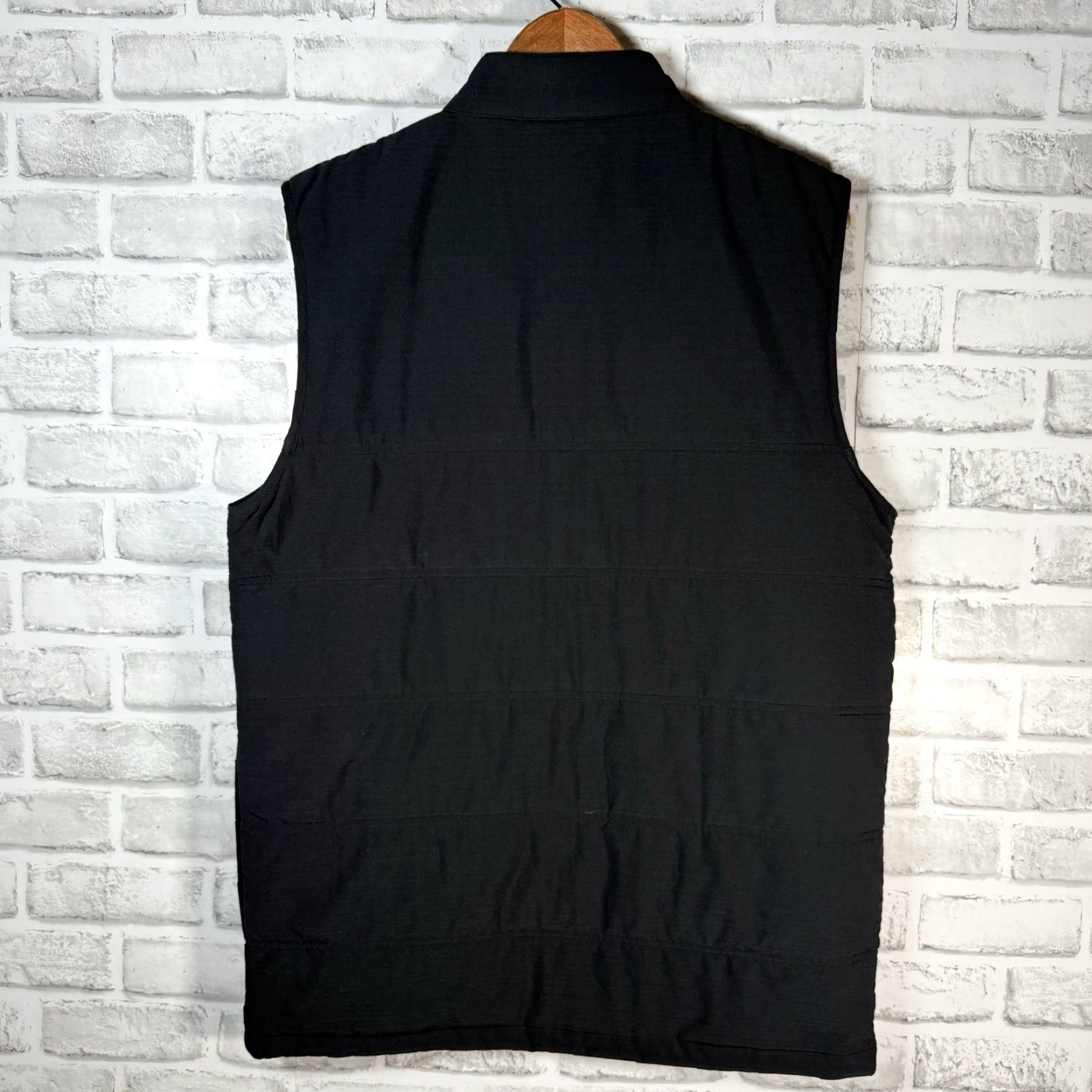 TravisMathew NWT Travis Mathew Black Full Zip Athletic Vest Mens Size M Size US M / EU 48-50 / 2 - 5 Thumbnail