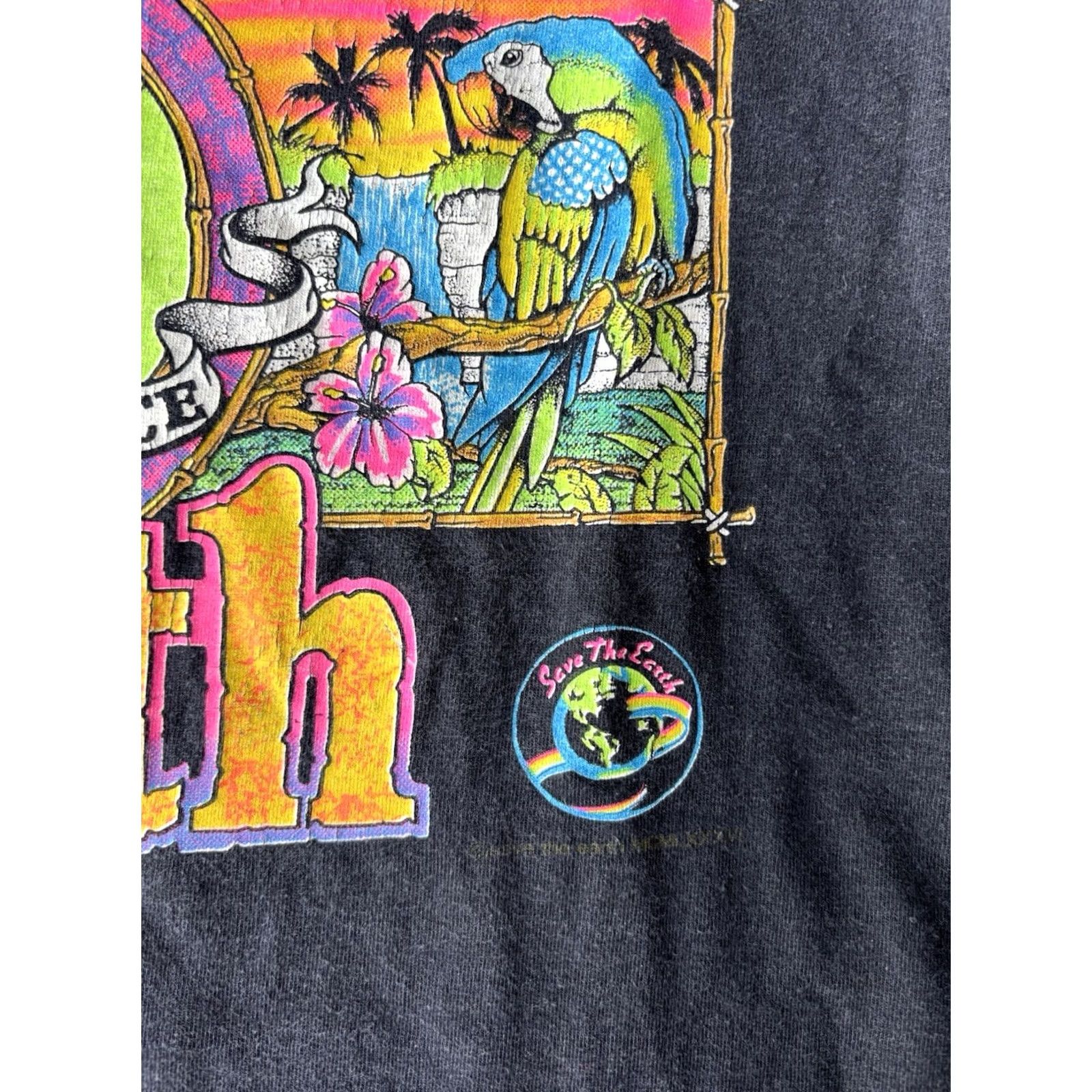 Vintage VINTAGE Save The Earth T-Shirt Medium Black Nature USA Single Stitch 90s Mens Size US M / EU 48-50 / 2 - 4 Thumbnail