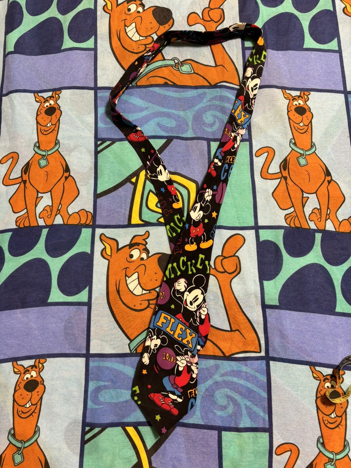 Disney × Vintage ***FINAL DROP***RARE 90s DISNEY MICKEY MOUSE 100% SILK TIE Size ONE SIZE - 1 Thumbnail