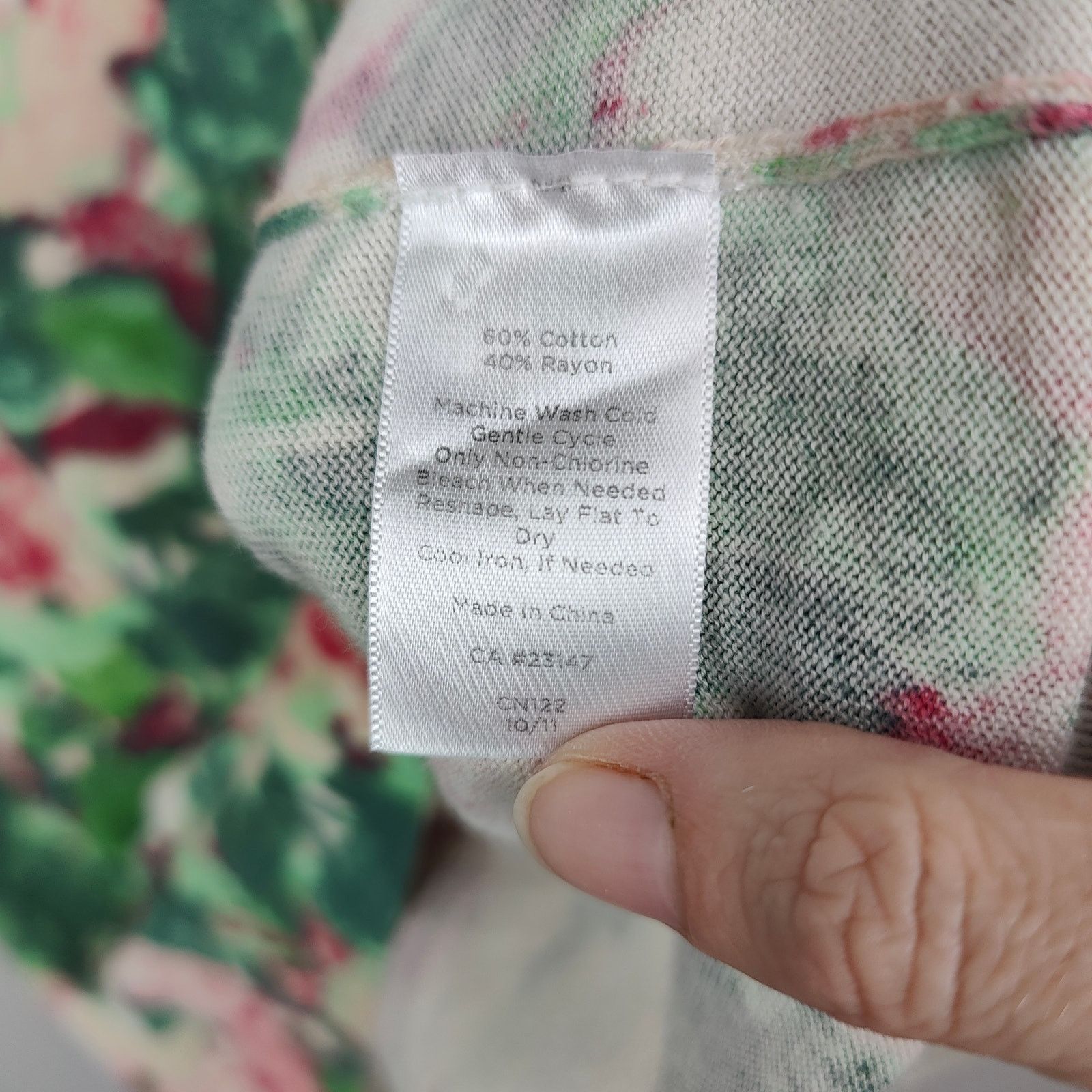 Other Talbots Cardigan Sweater Womens Medium Green Pink Floral Size M / US 6-8 / IT 42-44 - 6 Thumbnail