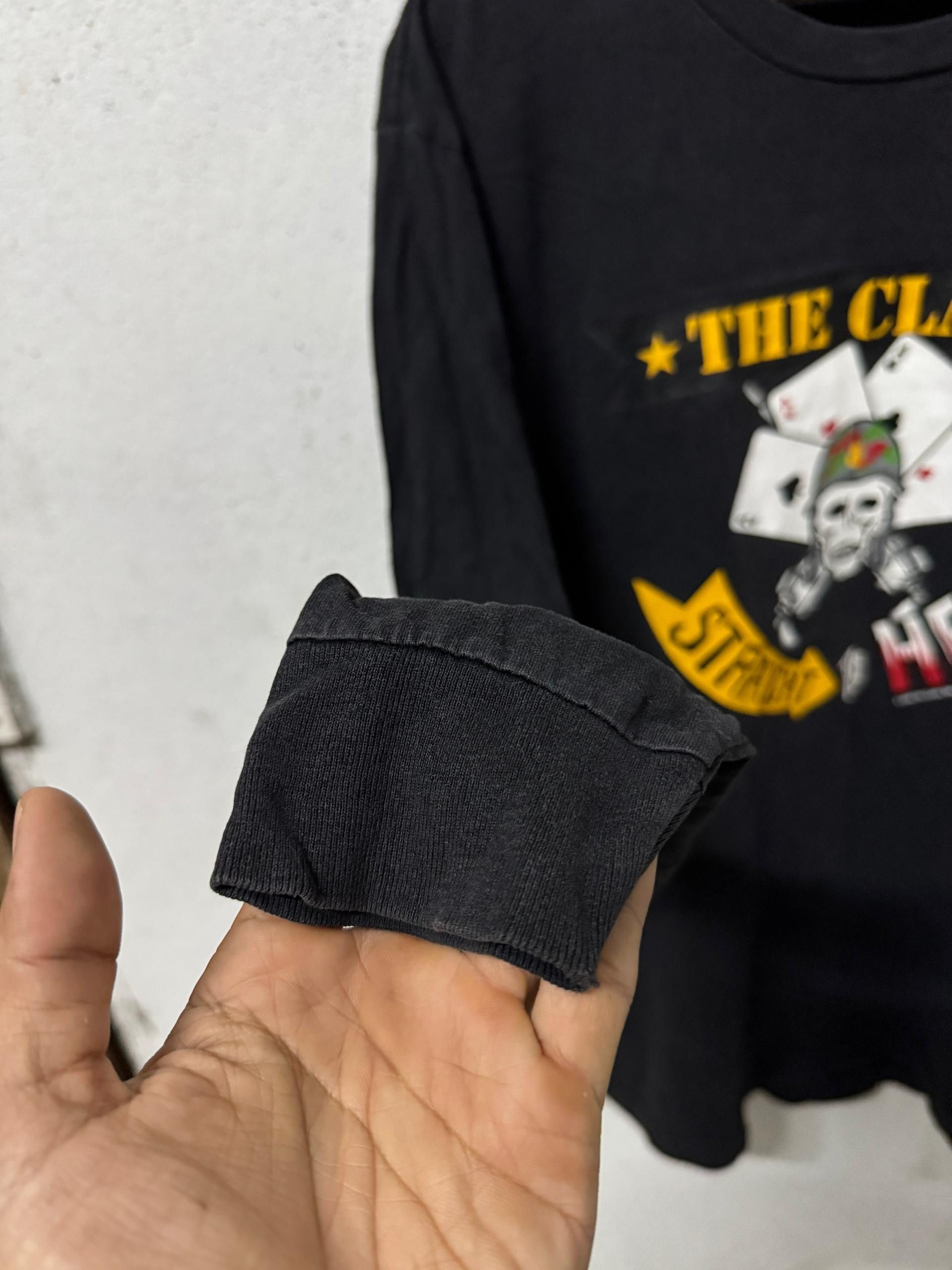 Band Tees × Vintage Vintage bootleg the clash faded nlack tshirt🔥🔥🔥 Size US XL / EU 56 / 4 - 4 Thumbnail