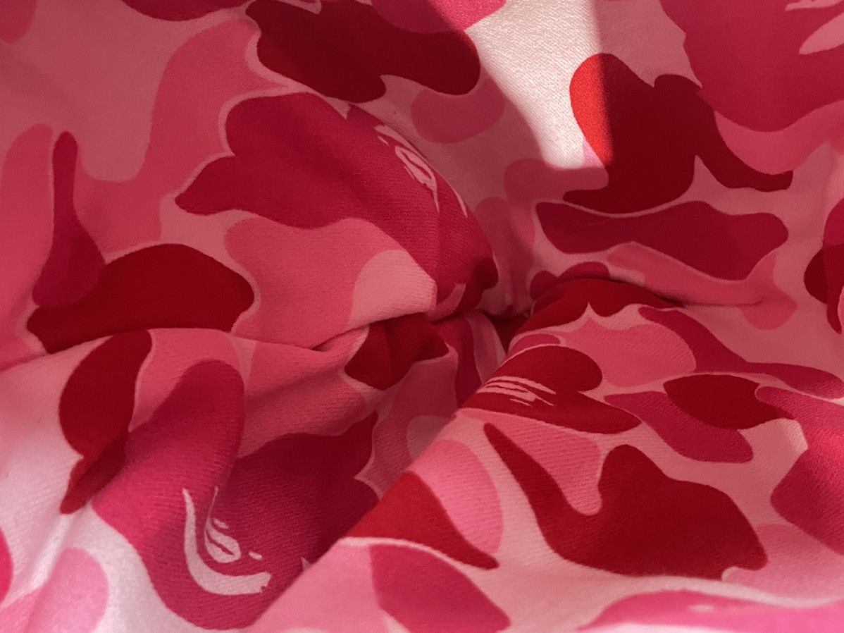 Bape Bape Shark Pullover Inside Camo Hoodie Grey/Pink Size US L / EU 52-54 / 3 - 10 Thumbnail